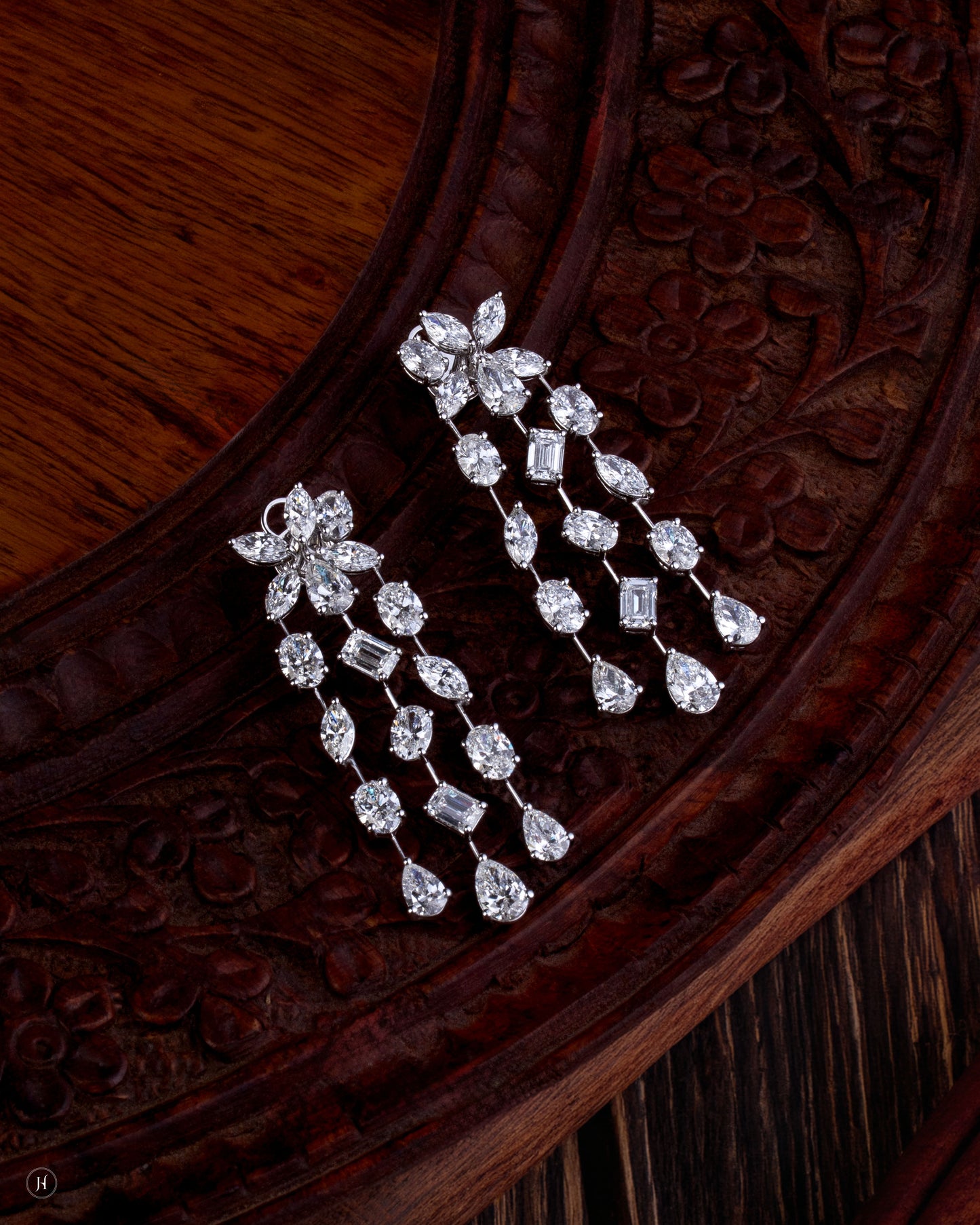 18-Karat White Gold Lab-Grown Italian Diamond Waterfall Earrings | jewelry design is perfect for weddings, galas, and special occasions, making a bold and luminous statement for Khaleeji, Emirati, and international women.