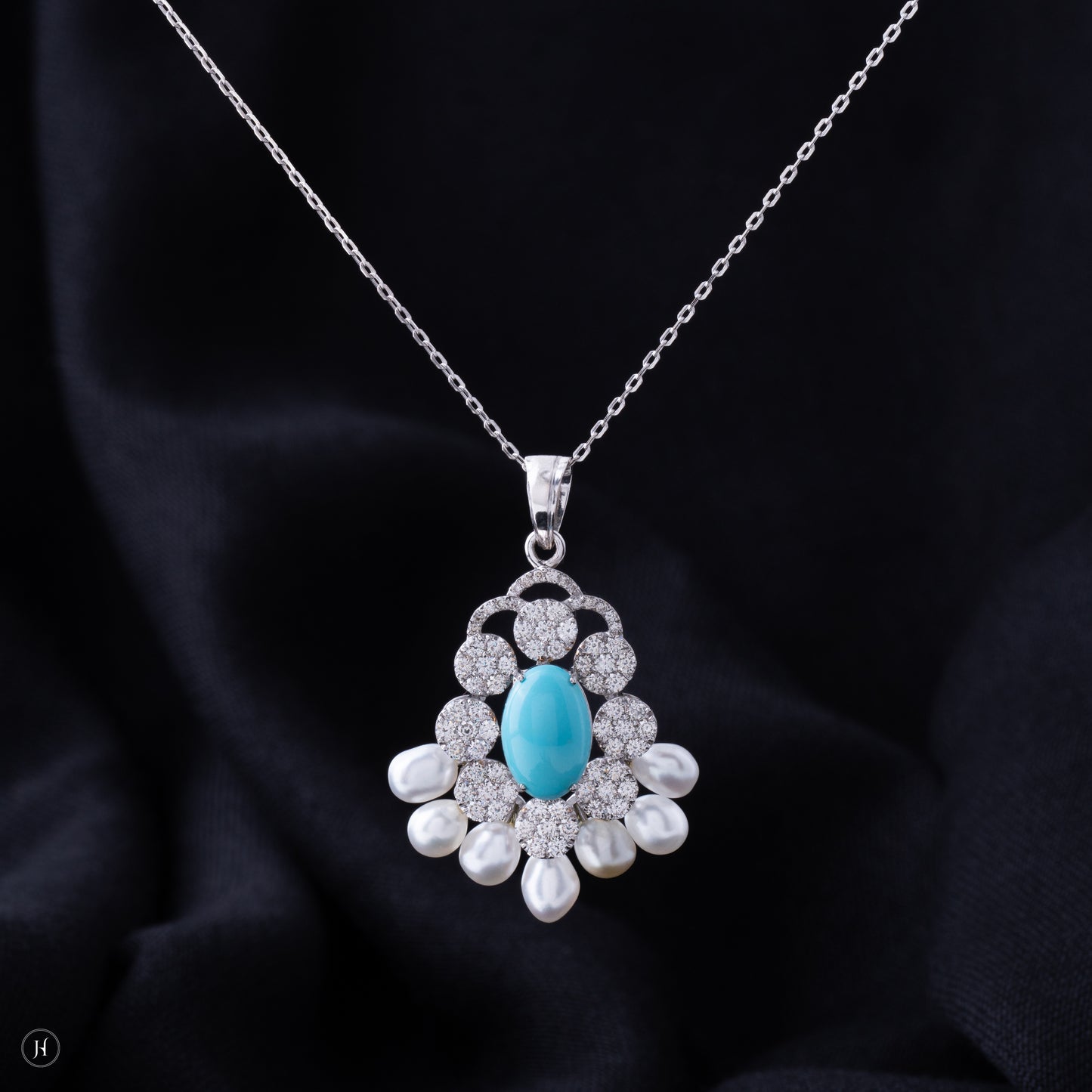 18K White Gold Pear Shaped Diamond Necklace With Feroza and Pearls for women in Dubai