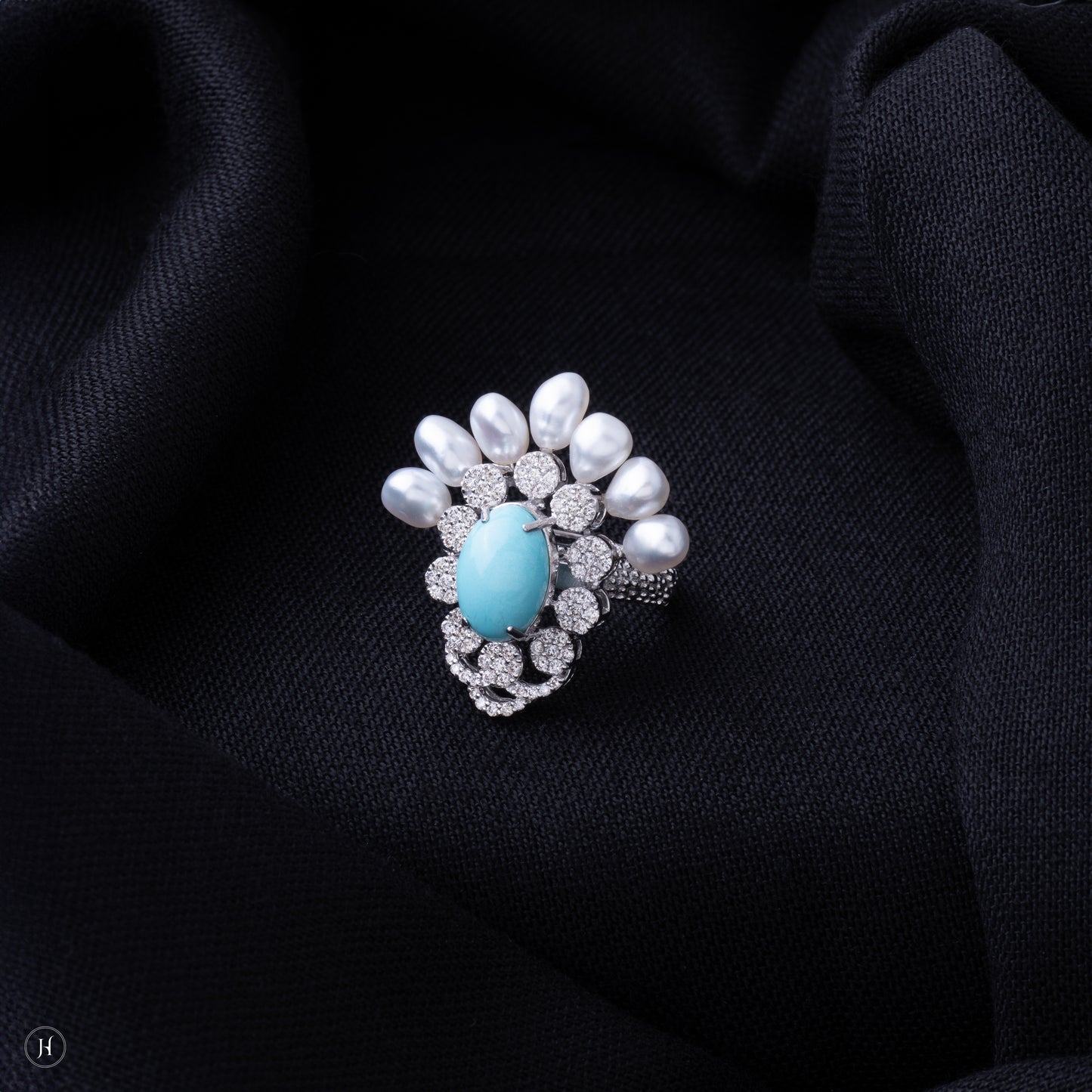 18K White Gold Pear Shaped Diamond ring With Feroza and Pearls for women in Dubai