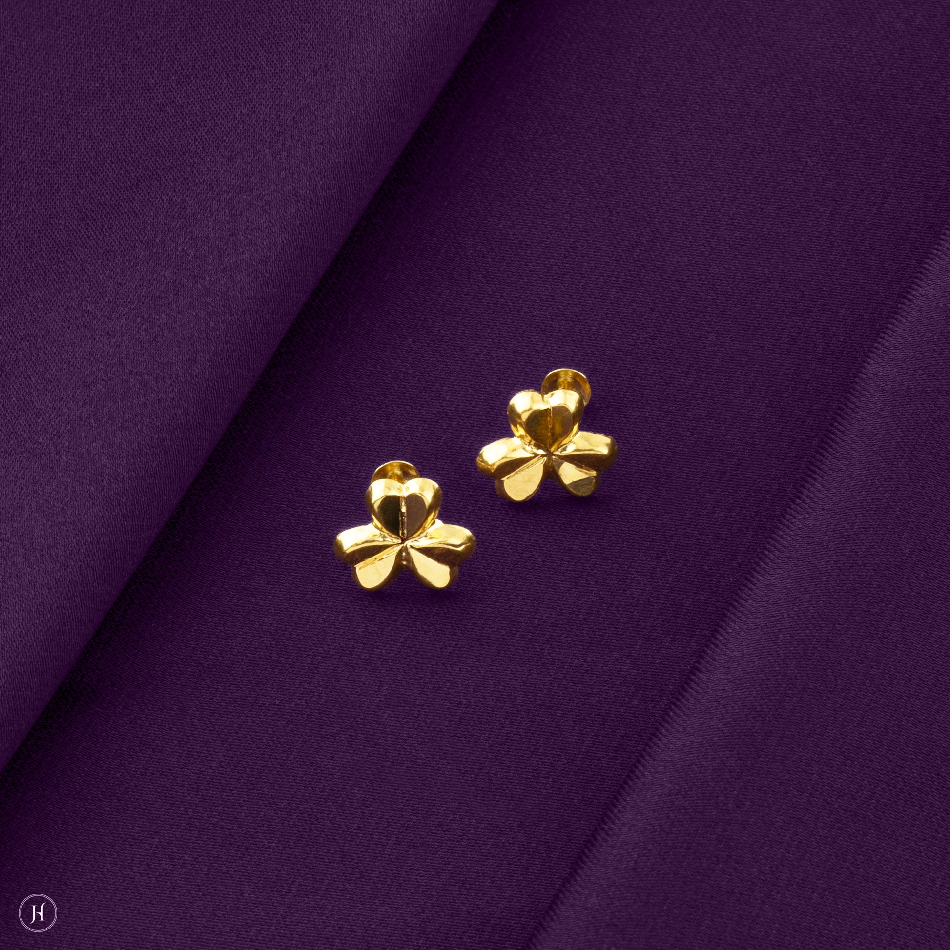 18K Yellow Gold Baby Heart Flower earrings in UAE | cute baby gift
