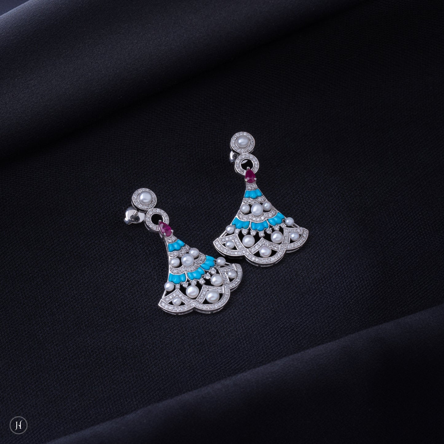 18K Yellow Gold Fan Turquoise Diamond earrings for women in dubai