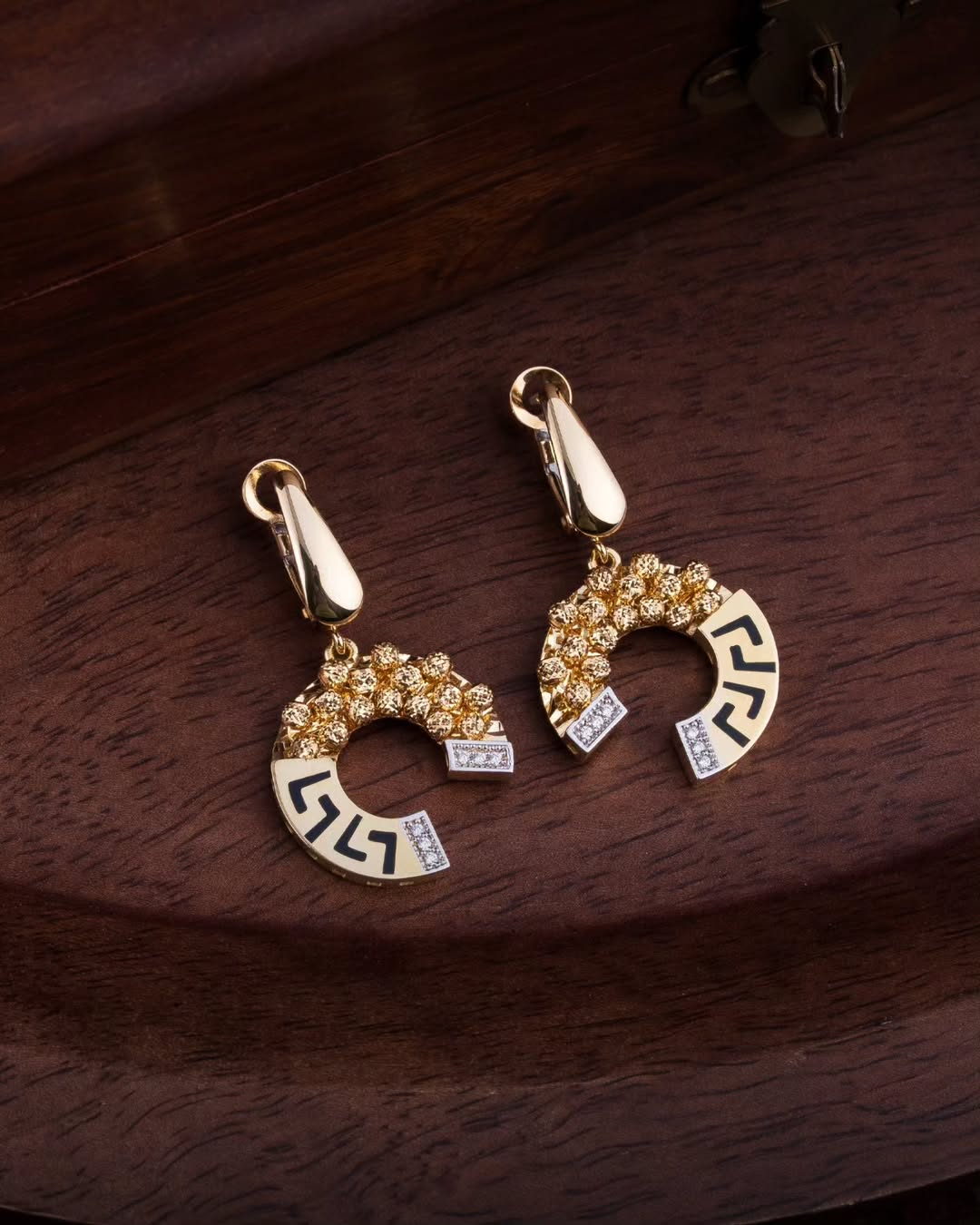 18Karat Rose Gold Italian Crescent Moon Pattern Greek Key Earring | Online Bridal jewellery store in UAE | gold earrings price in dubai