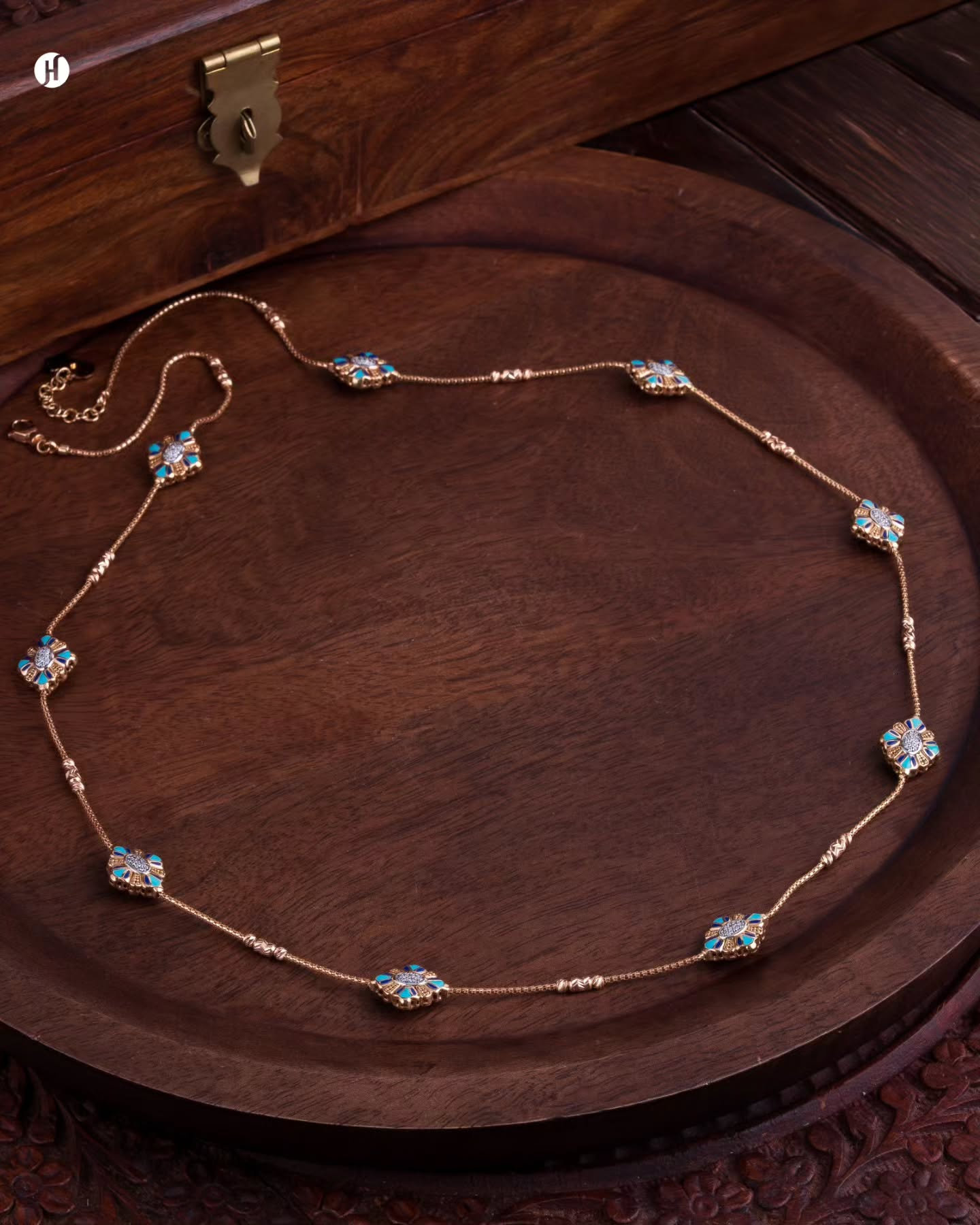 18Karat Rose Gold Italian Floral necklace with Turquoise for ladies in Dubai, UAE | Online jewellery store | Italian gold set price in dubai.