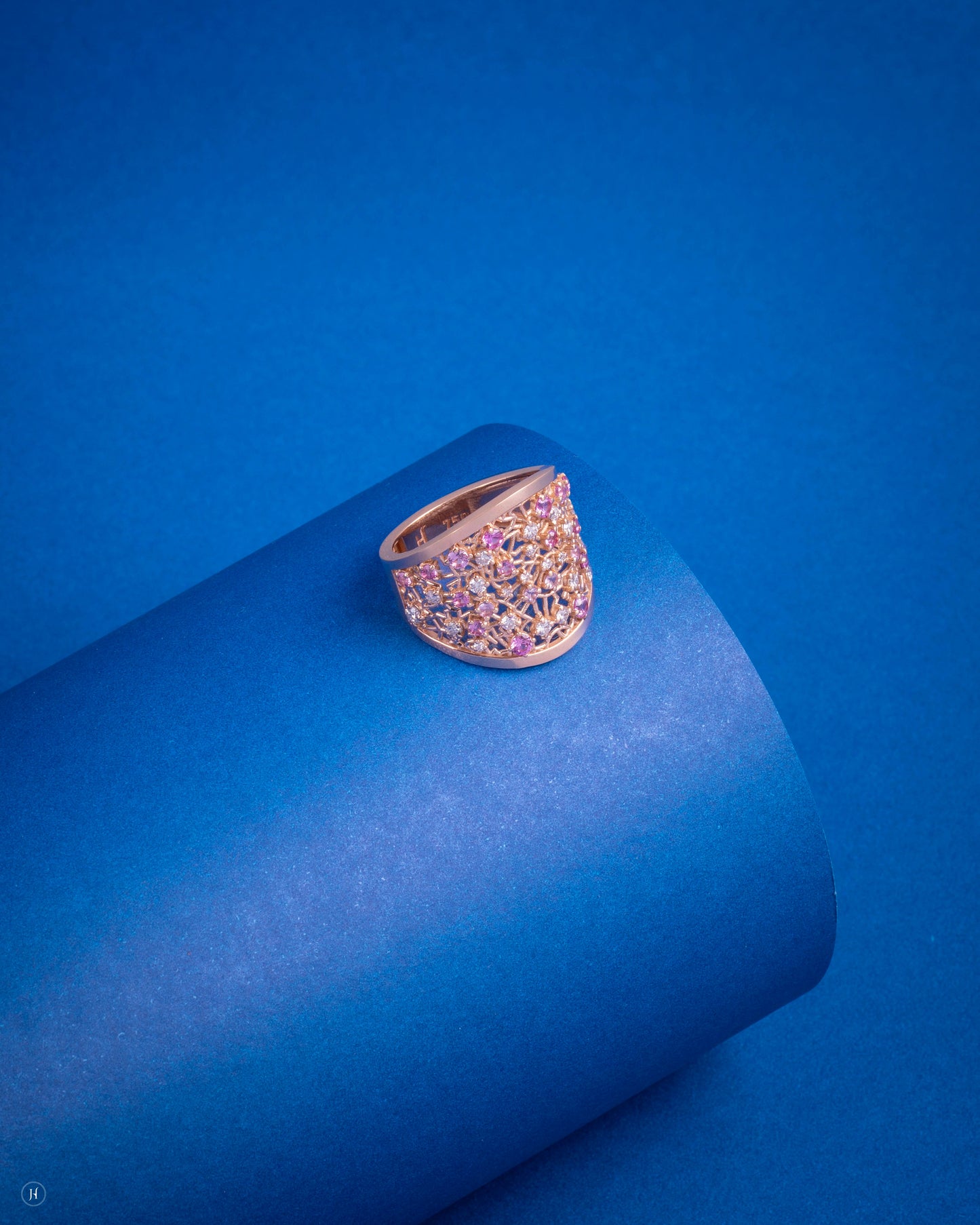 18Karat Rose Gold Italian Pink Sapphire Blossom Mosaic Ring for Ladies | Luxury gold Italian cocktail jewellery | Italian Gold Ring Price