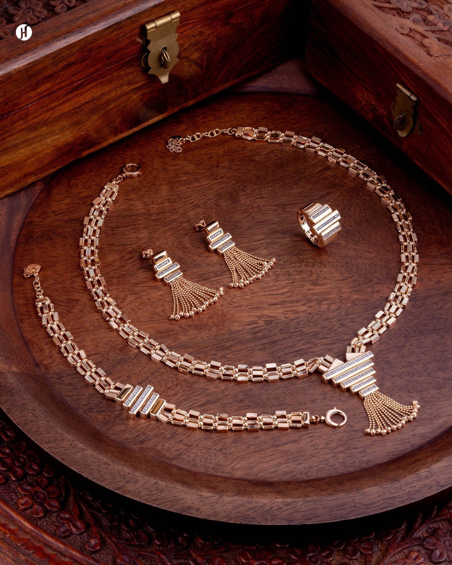 18Karat Rose Gold Italian Rectangular Link Tassel Necklace Set for Women in Sharjah | Online Italian Jewellery Store in UAE