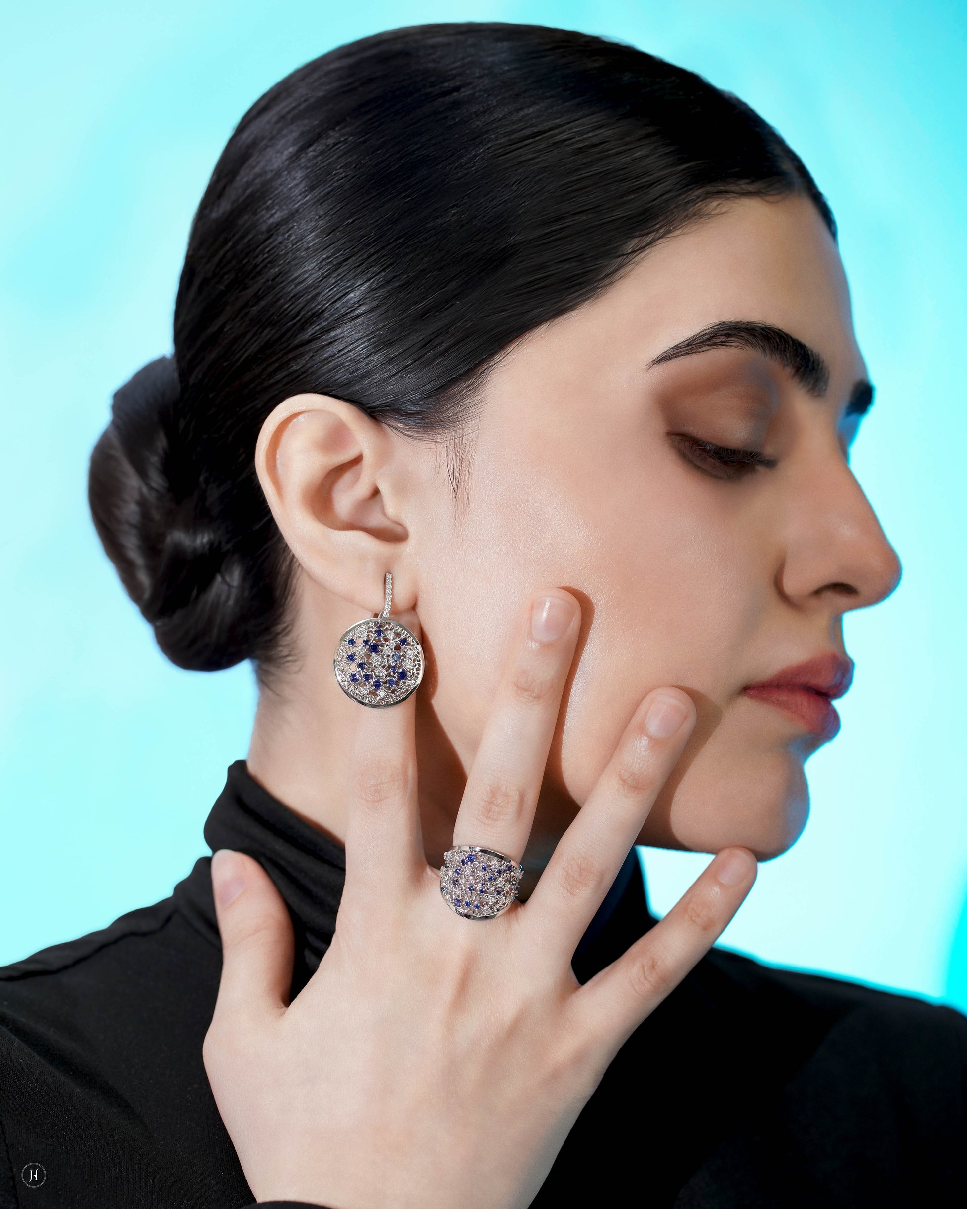 18Karat White Gold Italian Blue Sapphire Blossom Mosaic Ring and Earrings Set for women in Sharjah and Dubai, UAE | luxury Cocktail Jewellery
