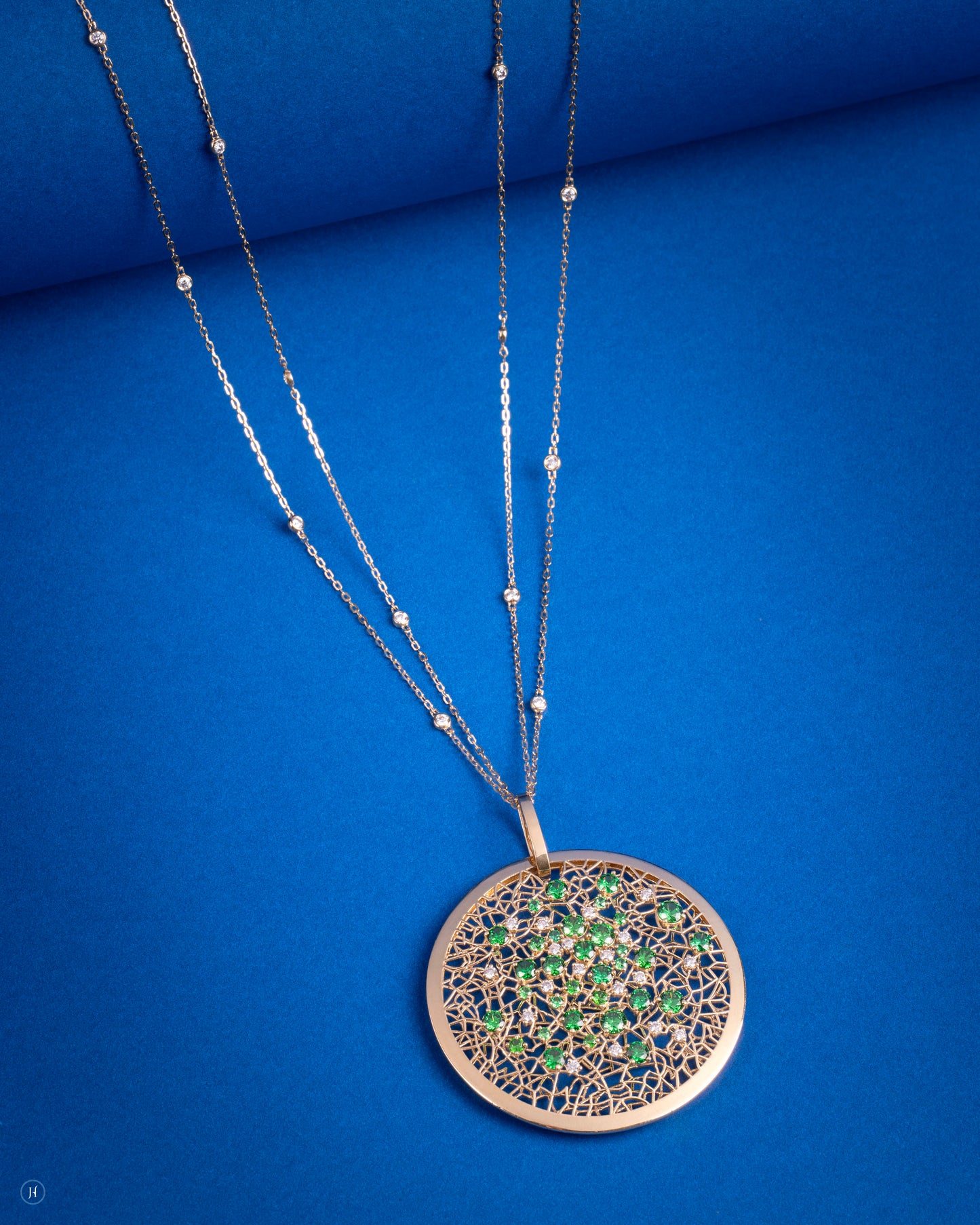 18Karat Yellow Gold Italian Emerald Blossom Mosaic Necklace | Online Gold Jewellery store in UAE