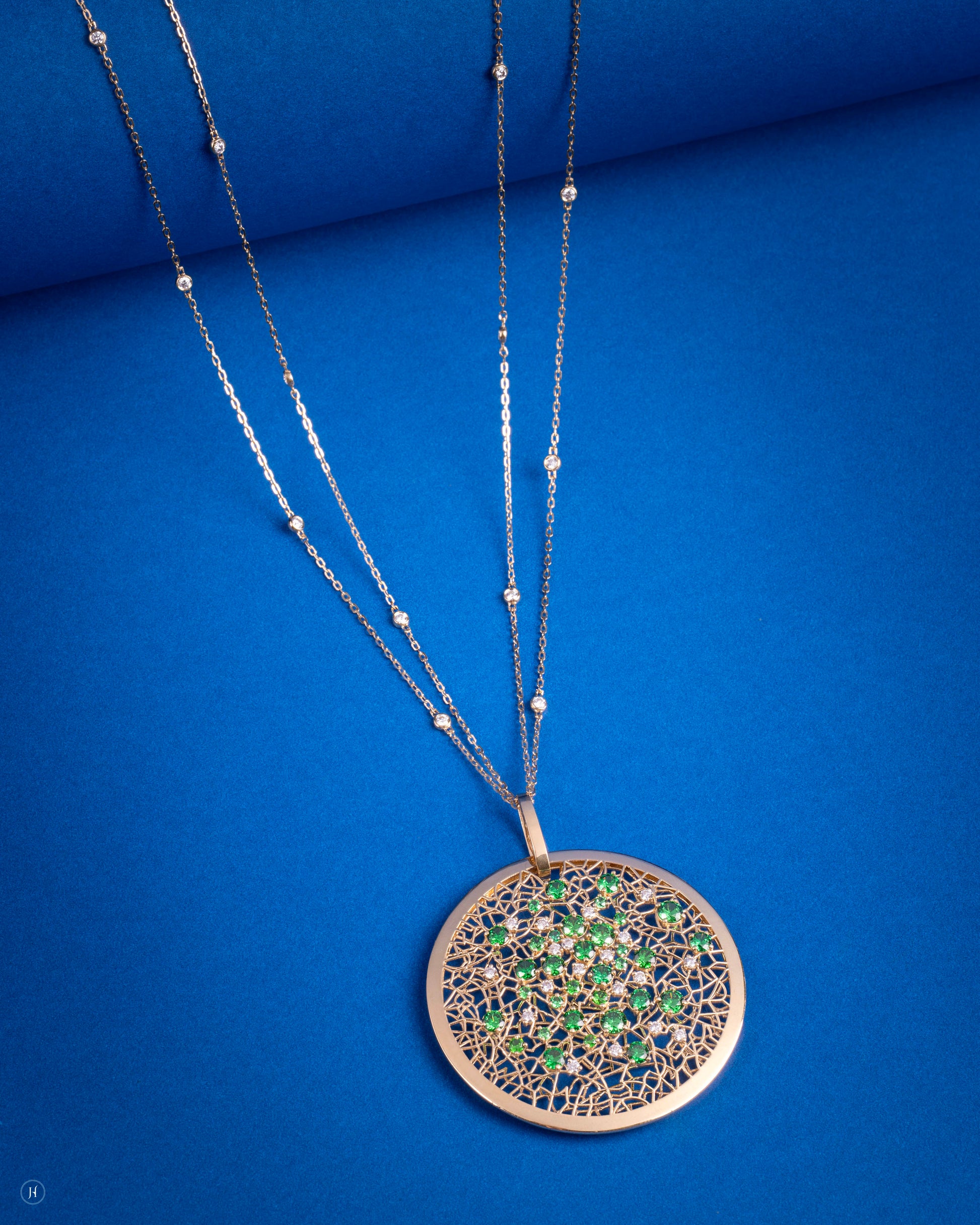 18Karat Yellow Gold Italian Emerald Blossom Mosaic Necklace | Online Gold Jewellery store in UAE