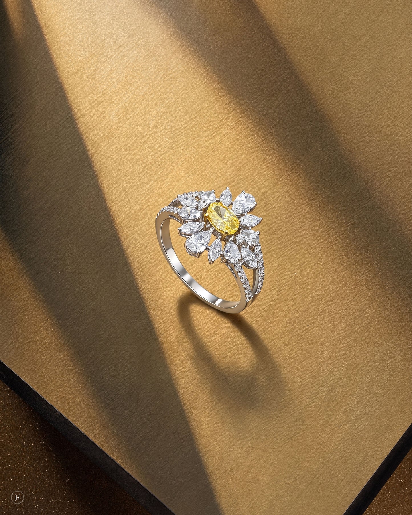 18K white gold zircon flower ring with white and yellow zircon, matching the necklace set, wedding and party wear, J.H. by Priyansh Jewellery, Dubai, UAE.