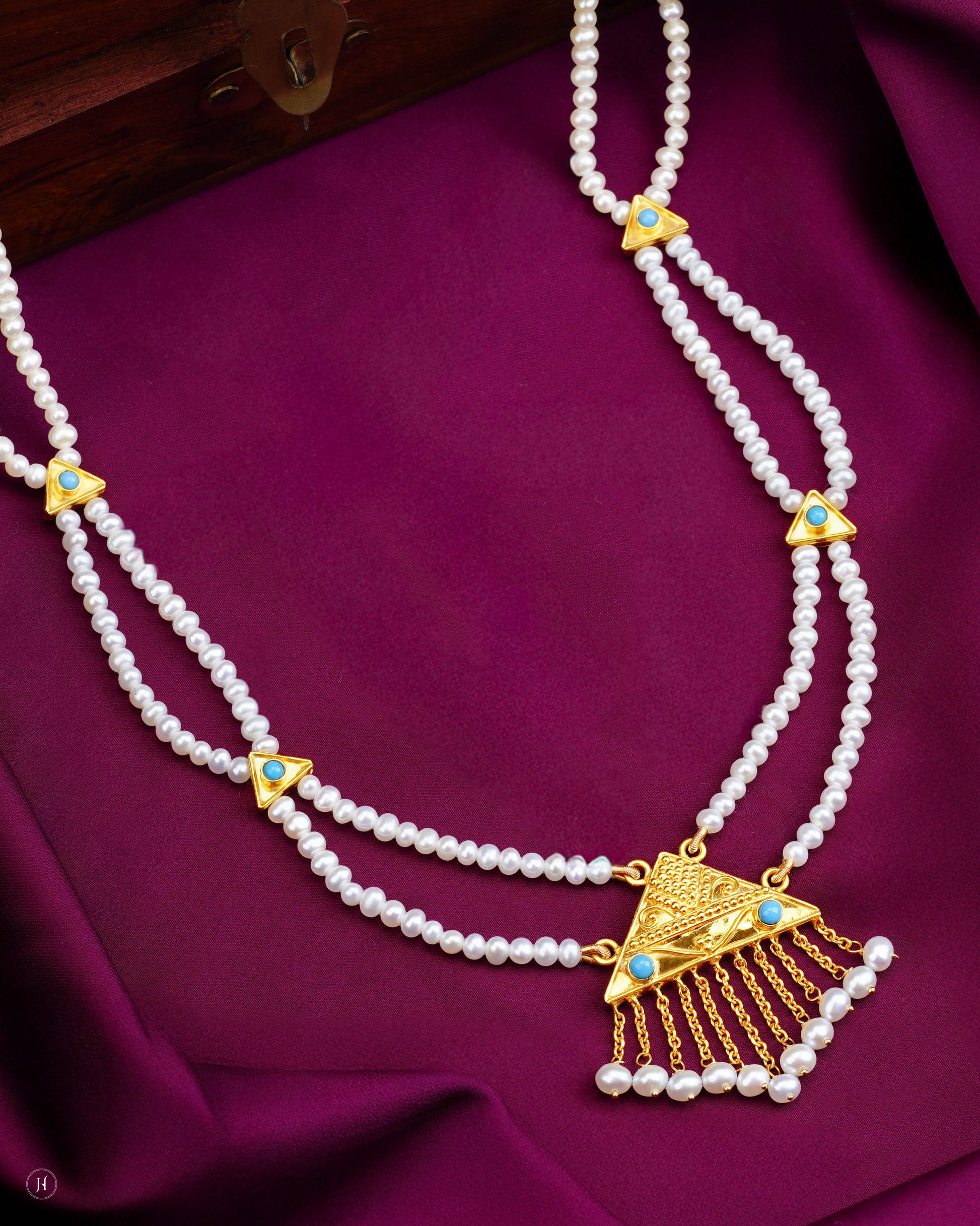 21-Karat Yellow Gold Bahraini Pearl & Turquoise Triangular Necklace | Online Jewellery Store in UAE