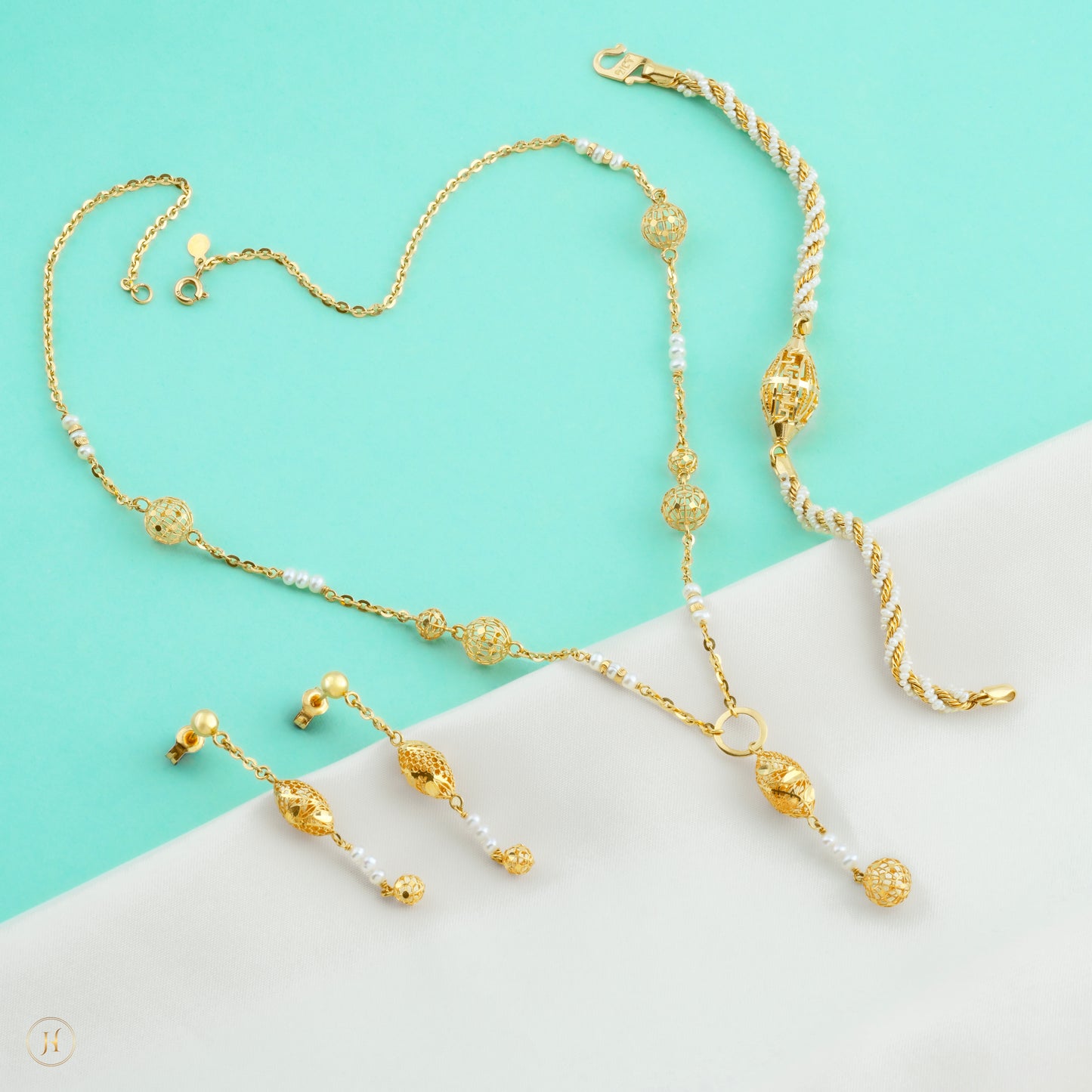21K Yellow Gold Bahraini Ball Drop Necklace Set for women in dubai | arabic jewellery in UAE