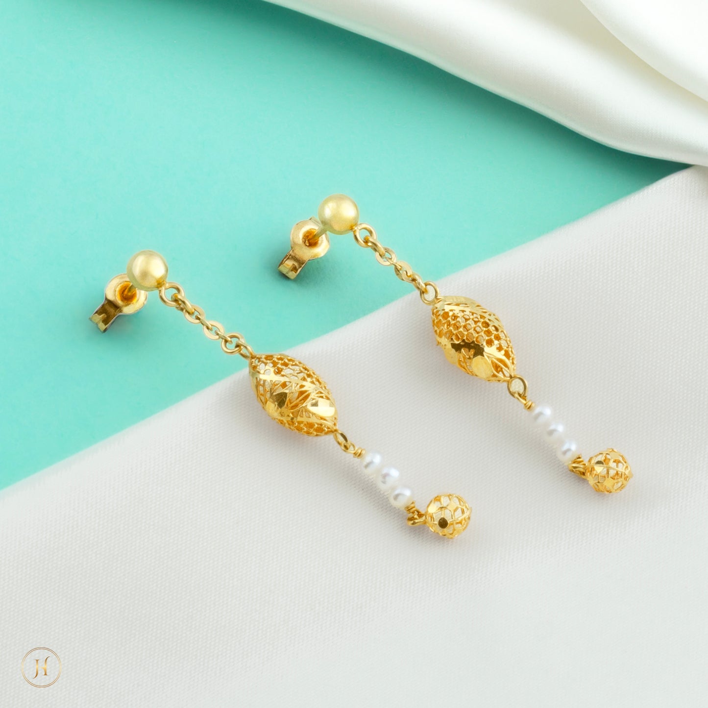 21K Yellow Gold Bahraini Ball Drop Necklace Set for women in dubai | arabic jewellery in UAE