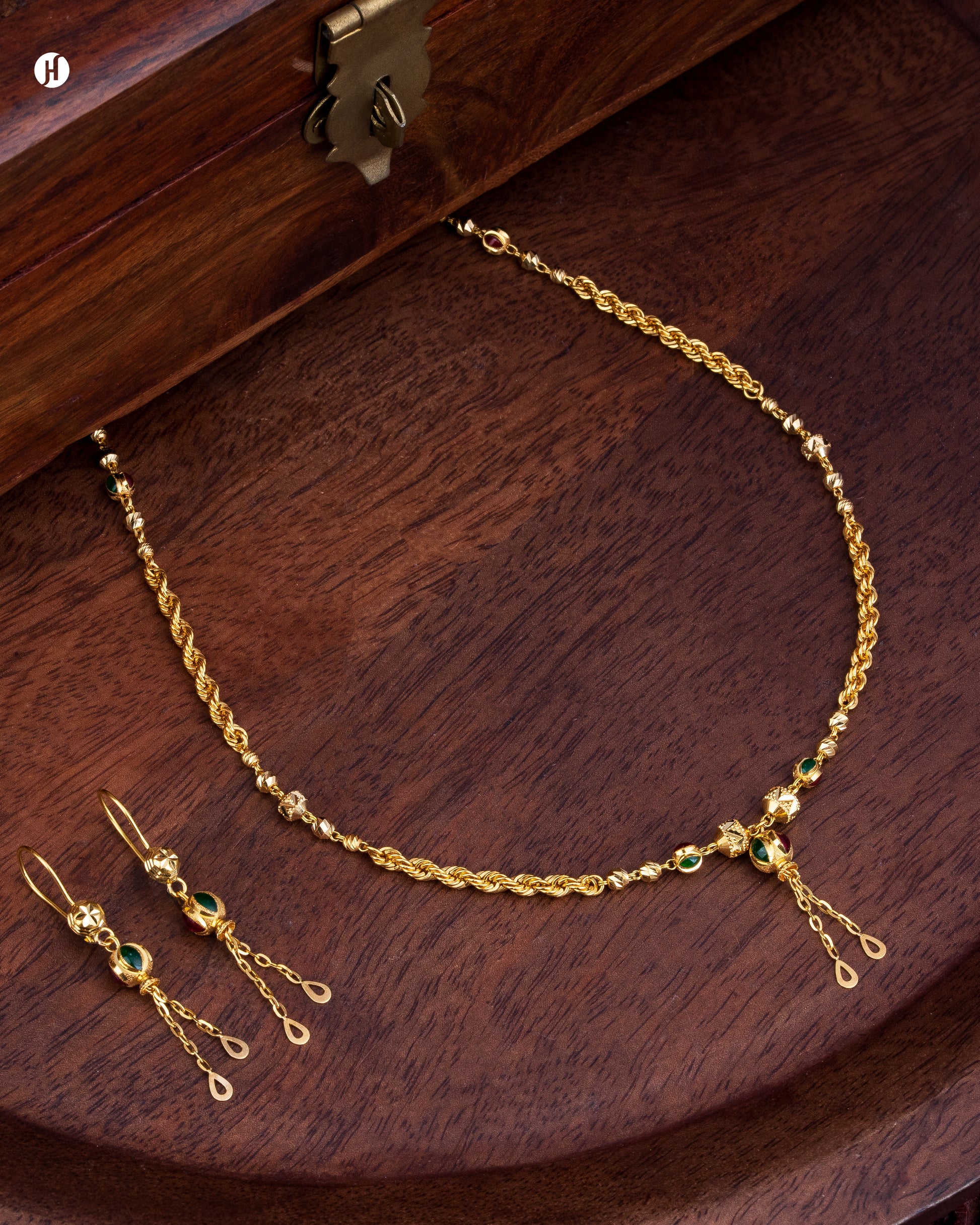 21K Yellow Gold Bahraini Red and Green Ball Bead Necklace Set