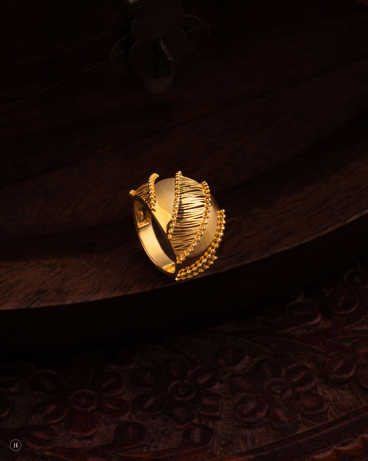 21K Yellow Gold Bahraini Wirework Dome Ring