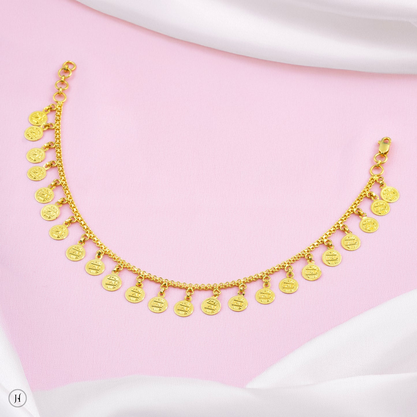 21K Yellow Gold Bahraini coin hanging bracelet Jewelry Set for Women in Dubai | UAE