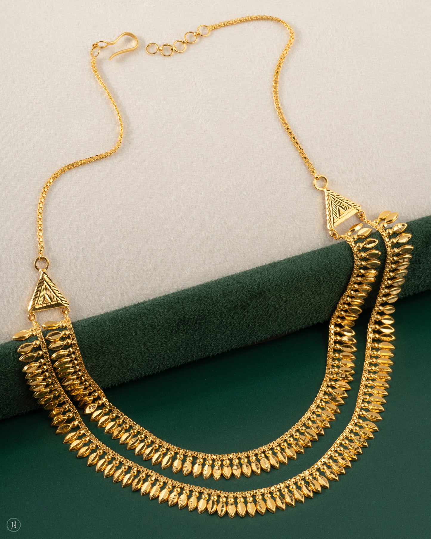 21K Yellow Gold Bridal Bahraini Multi Layer Leaf necklace for ladies in UAE