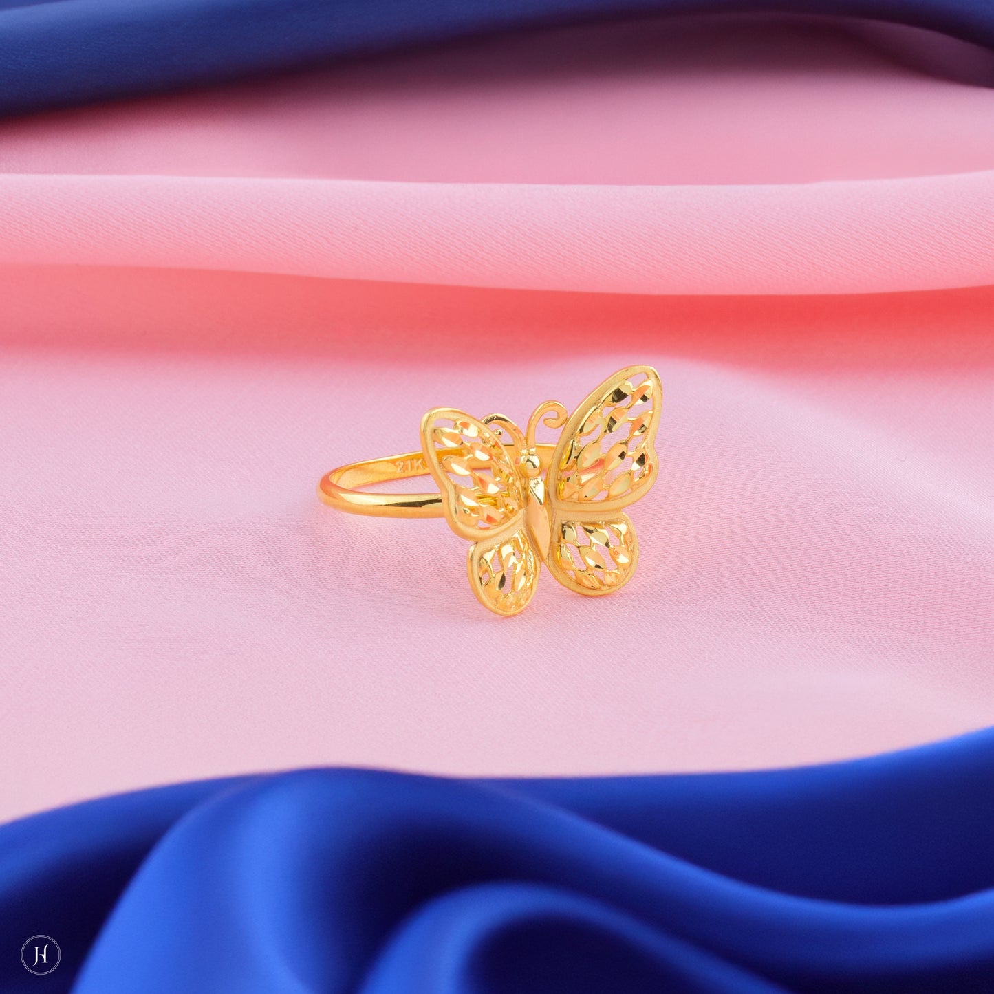 21K Yellow Gold Italian Butterfly Ring for women in Rashidiya, Dubai, Uae