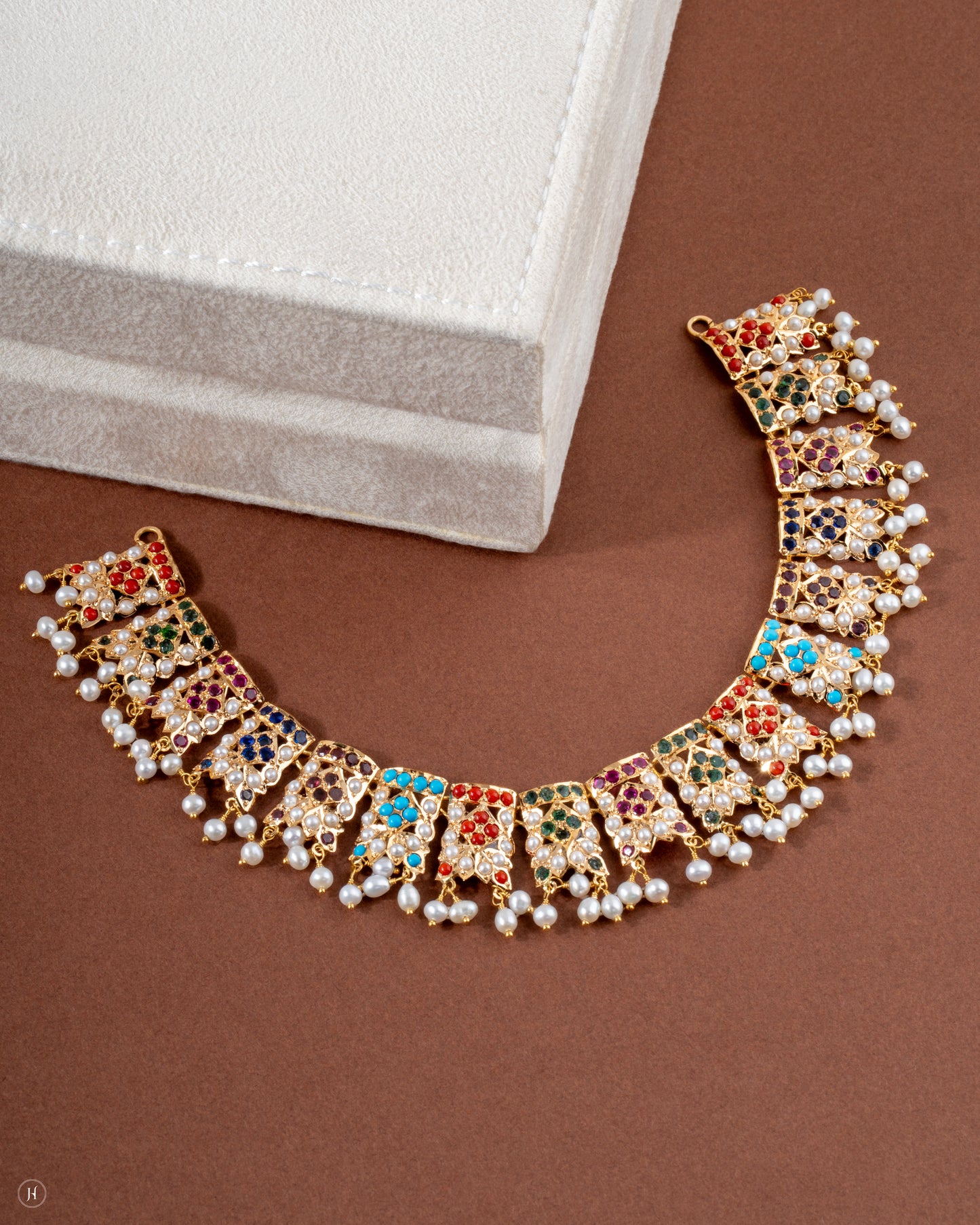 21K Yellow Gold Pakistani Multi- Gemstone Bridal Choker With Pearls for Women in UAE