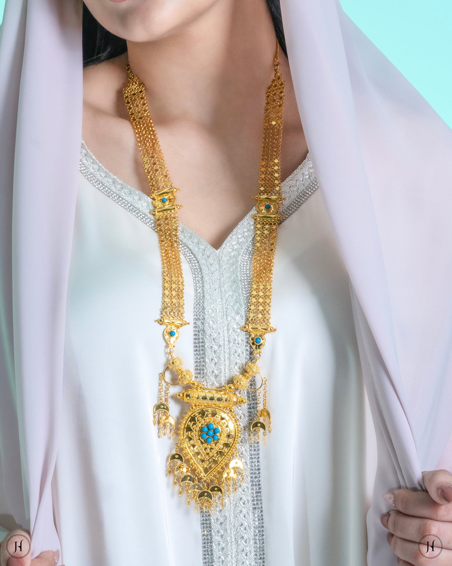 21K Yellow Gold Pear-Crescent Traditional Bahraini Long Necklace Set for Khaleeji Women in UAE | Traditional Arabic Jewellery in Dubai, UAE