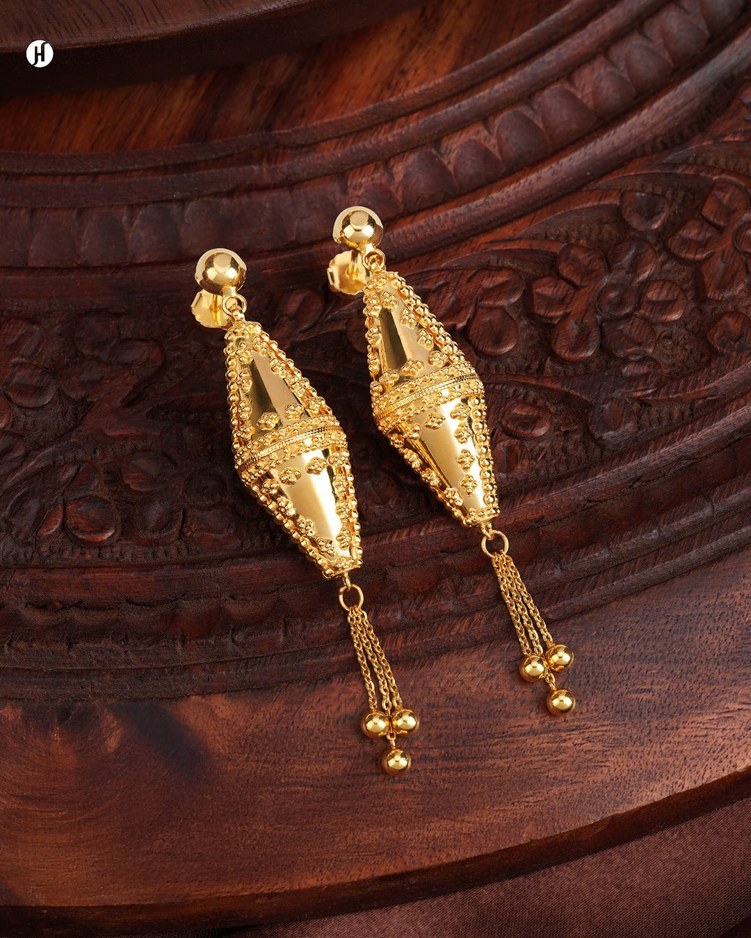 21Karat Yellow Gold Bahraini Lantern-shaped Design Earring | Arab Traditional Jewellery for Ladies in UAE - J.H Jewellers