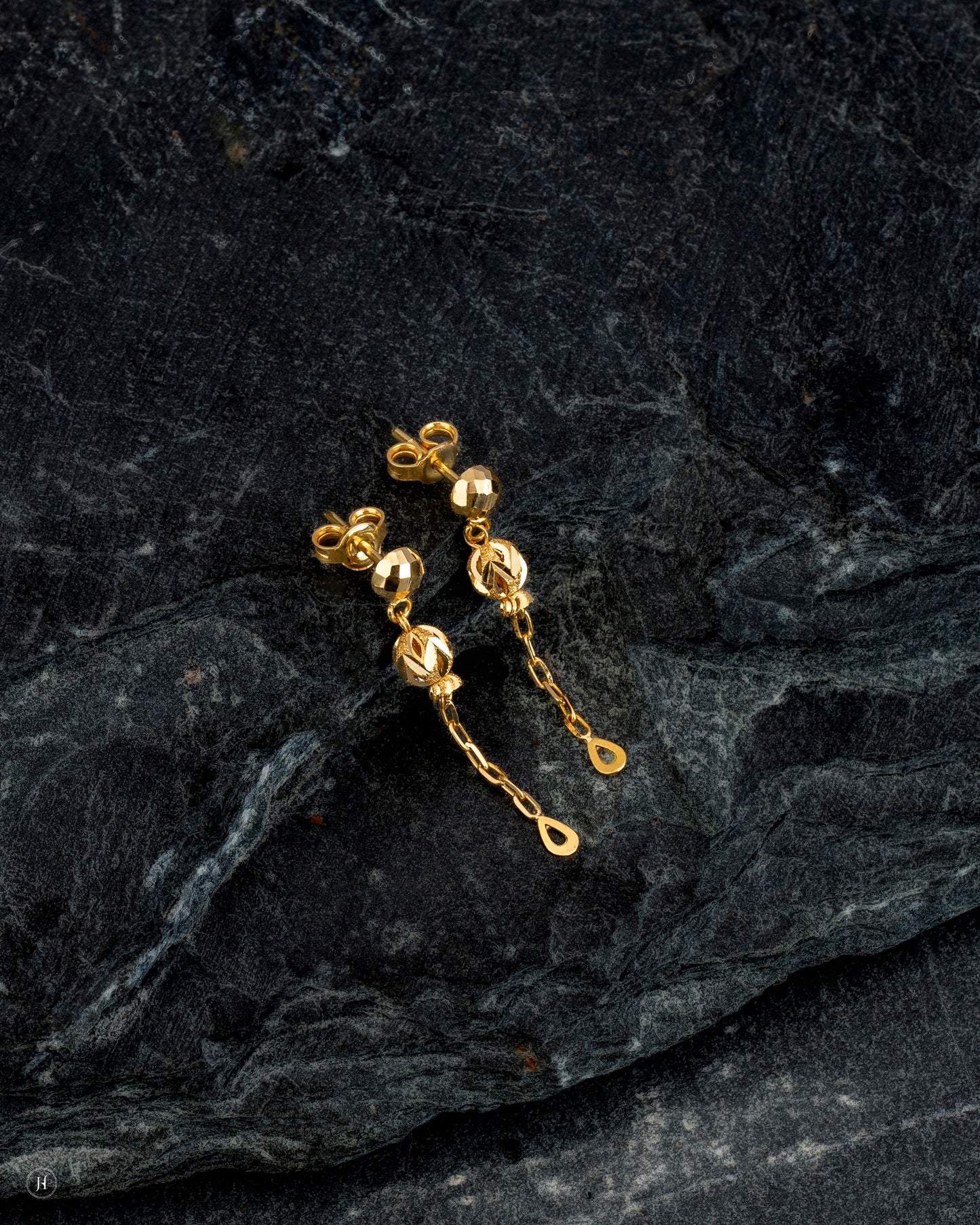 21Karat Yellow Gold Bahraini Bead Ball Earrings.
