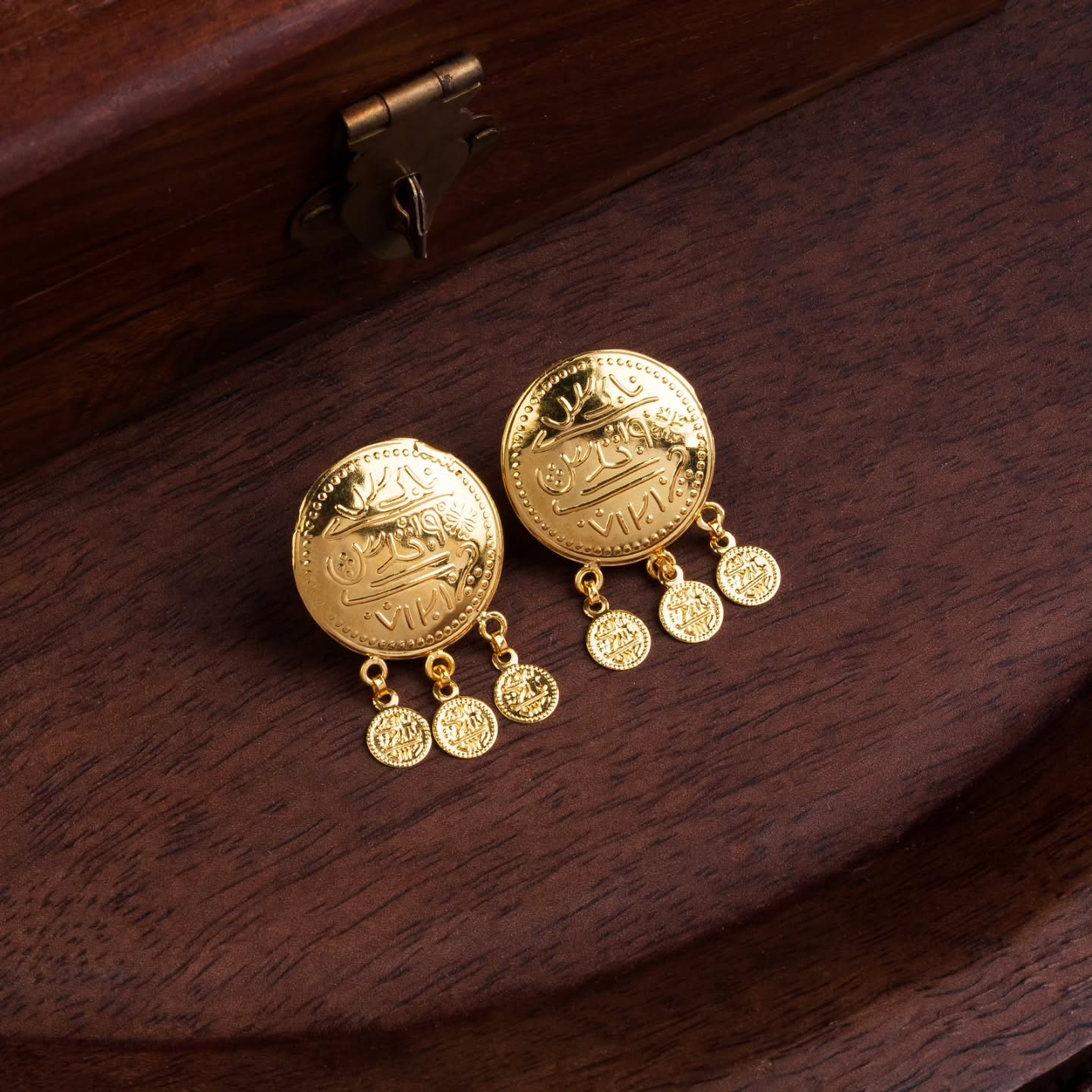 21Karat Yellow Gold Bahraini Coin Earrings | Traditional Khaleeji Bridal Jewellery in UAE- J.H Jewellers