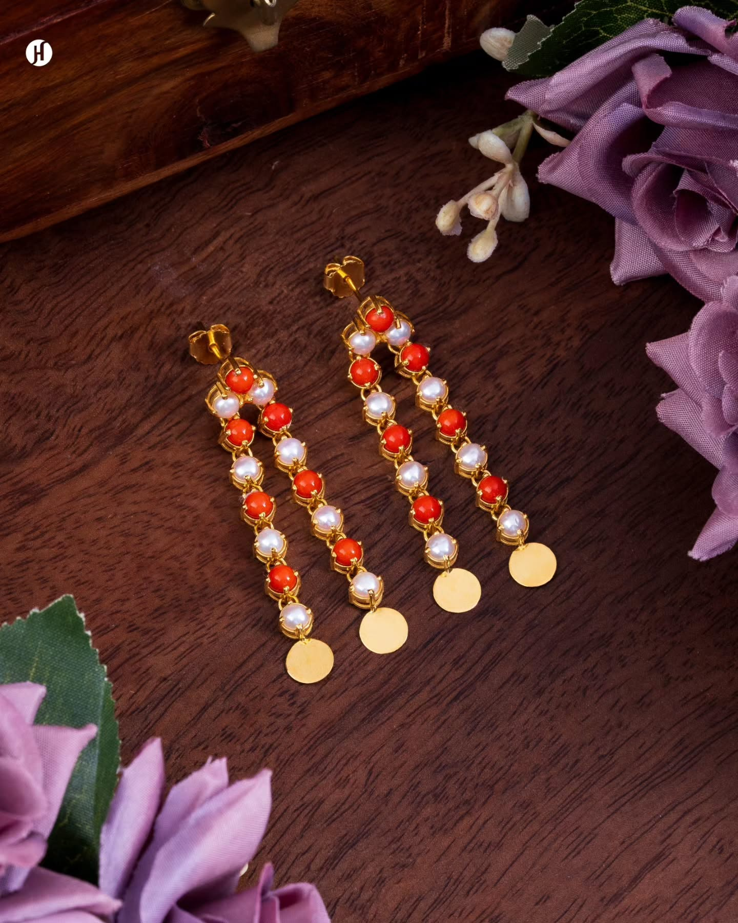 21Karat Yellow Gold Bahraini Coral & Pearl Coin earring for ladies in Dubai | Online jewellery store in Sharjah
