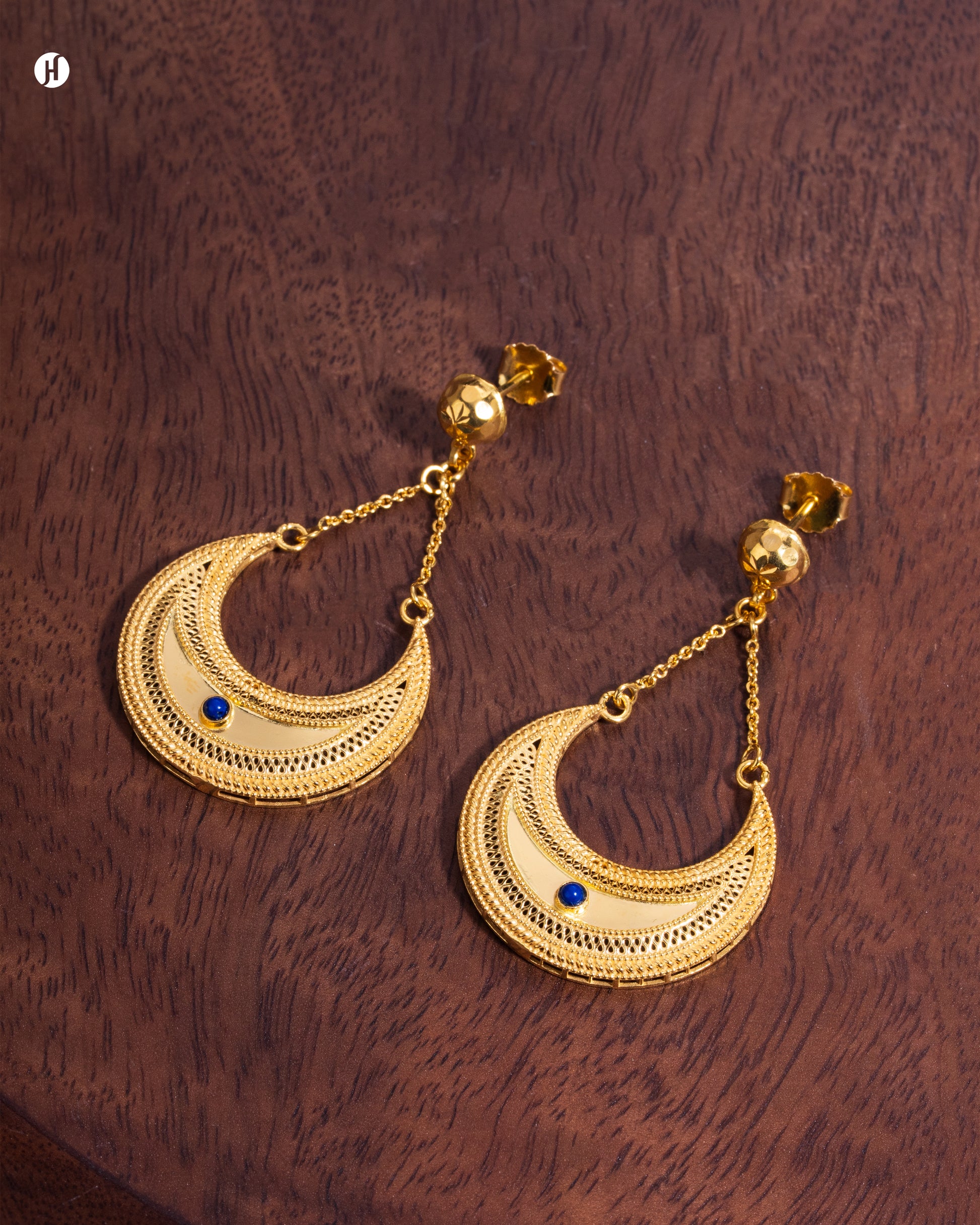 21Karat Yellow Gold Bahraini Crescent Traditional Earrings for middleeast women | Online Jewellery store in UAE
