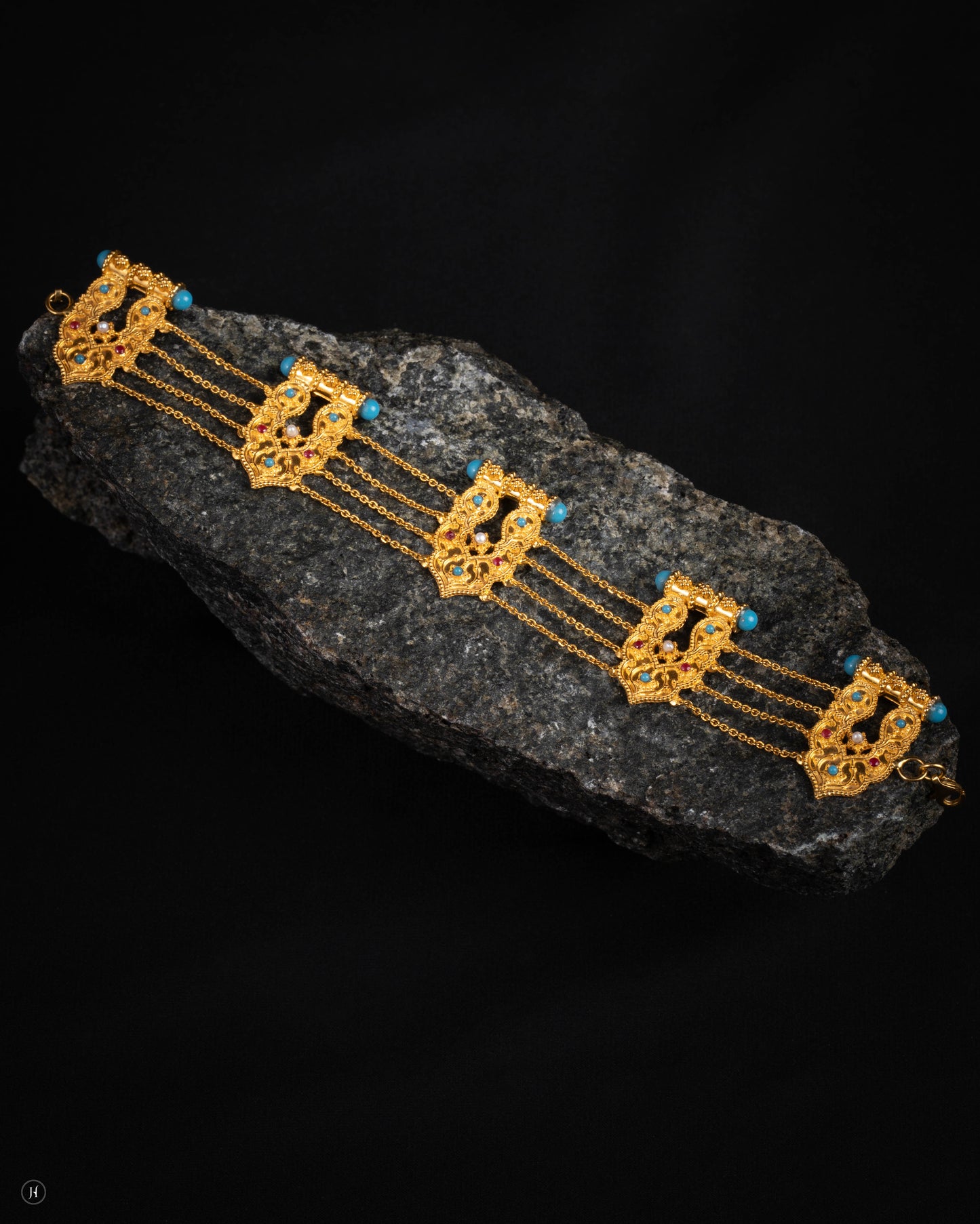 21Karat Yellow Gold Bahraini Heritage Turquoise Chain Bracelet for Ladies for Arab Women