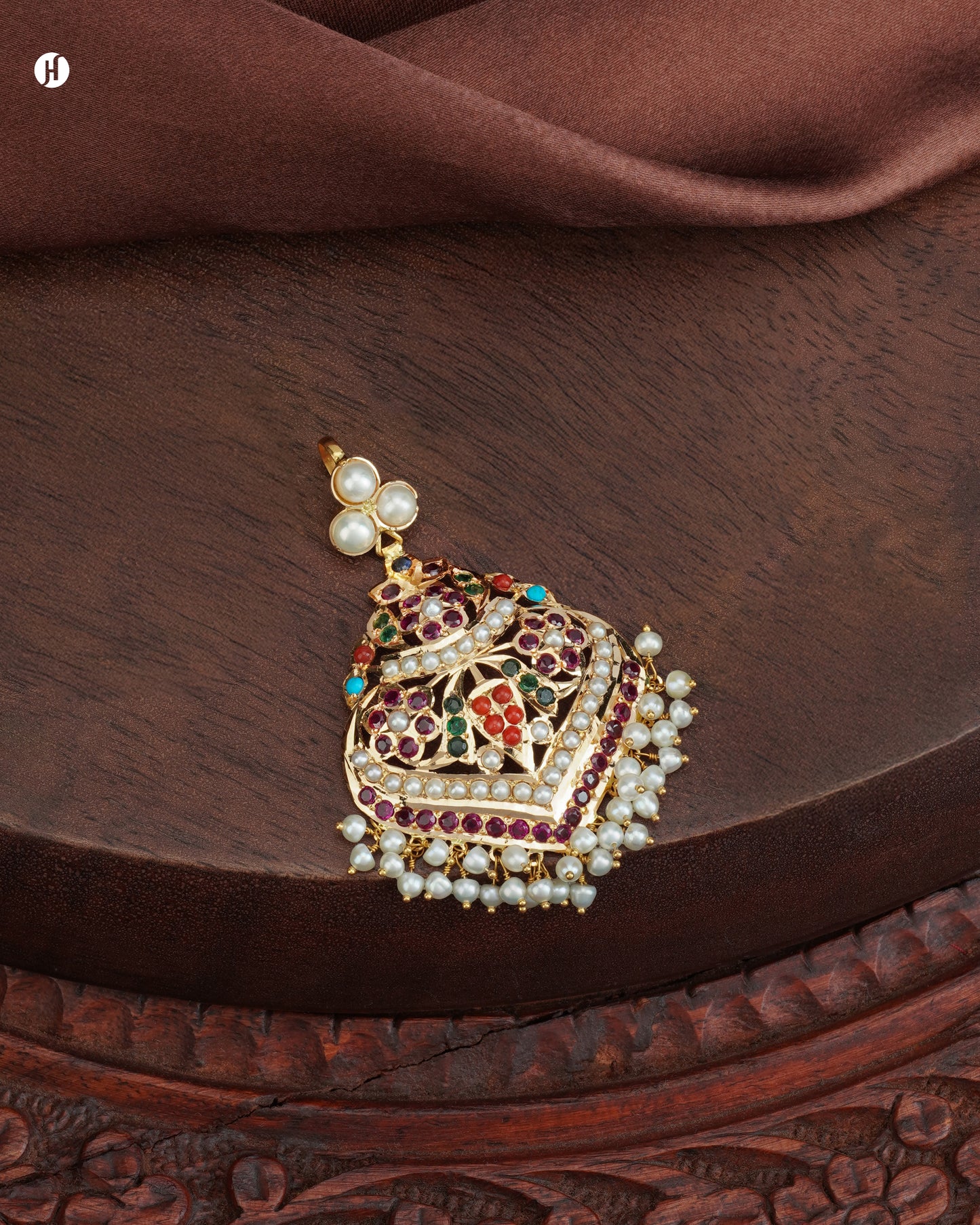 21K Yellow Gold Bridal Pakistani Gemstone Kundan Pendant for women