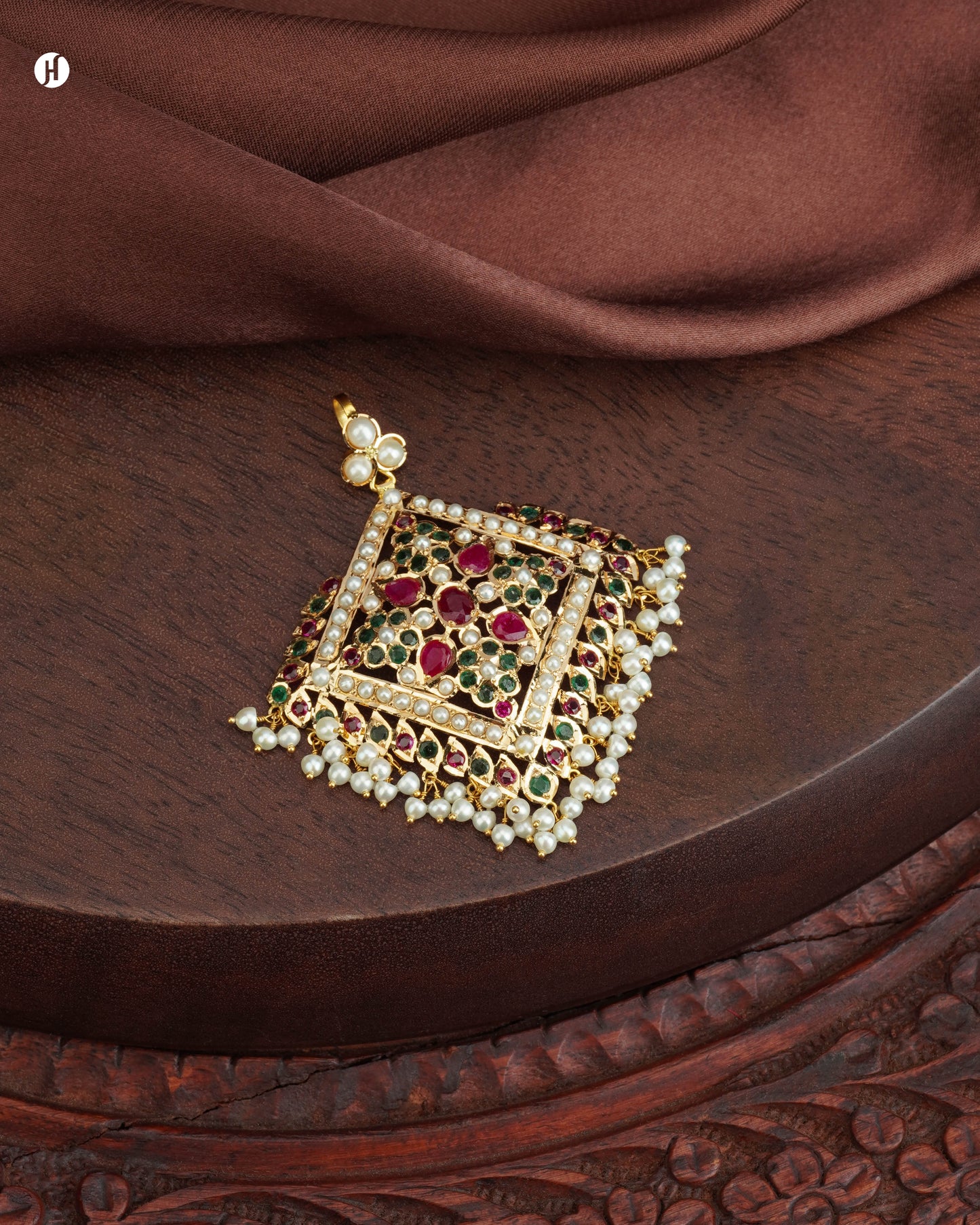 21Karat Yellow Gold Pakistani Multi-Gemstone Square-Shaped Pendant For Arab Khaleeji Ladies in UAE - J.H Jewellers