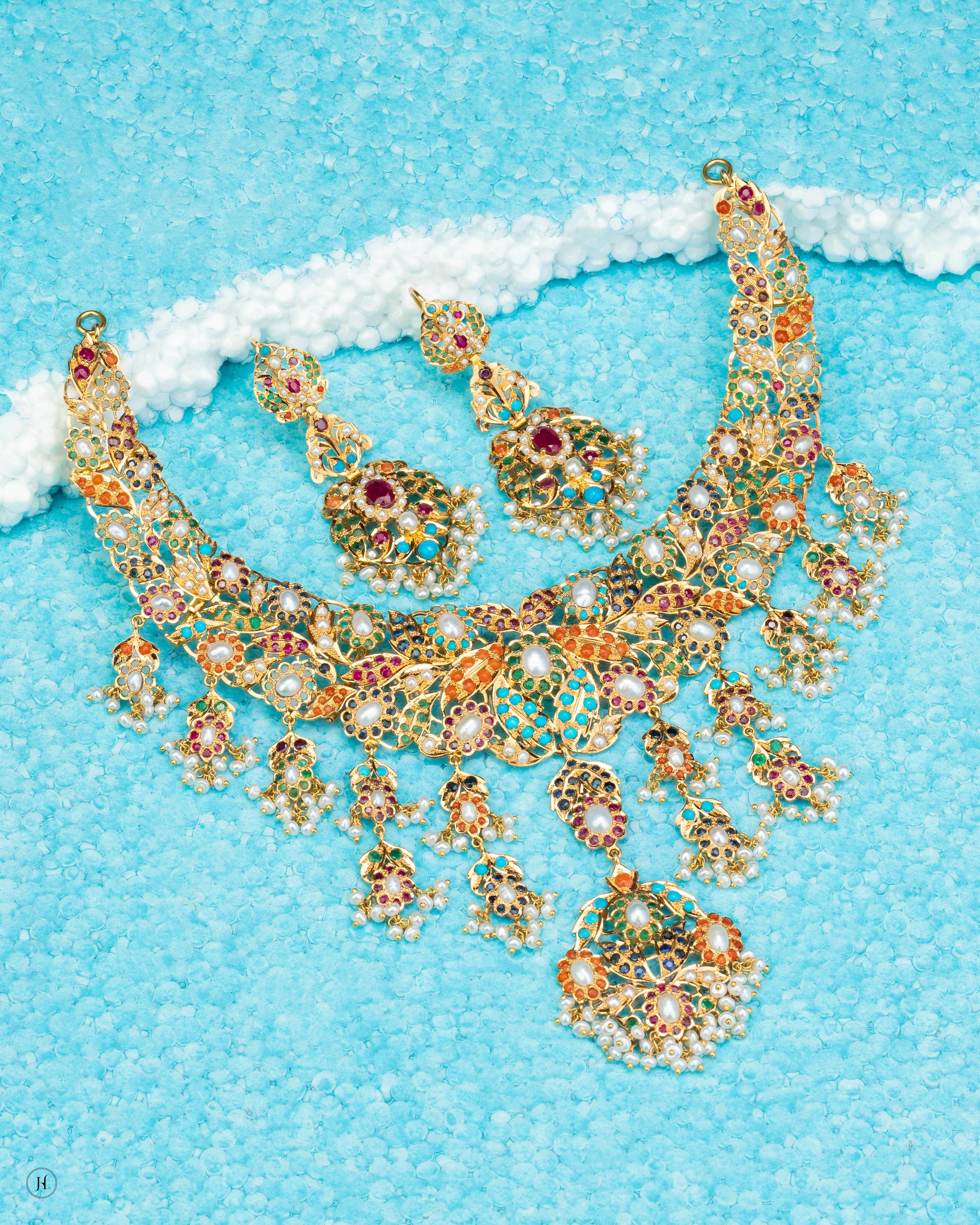 21Karat Yellow Gold Pakistani Multicolor Peacock-Style Necklace Set with Pearls | Bridal Jewellery For Women In Dubai