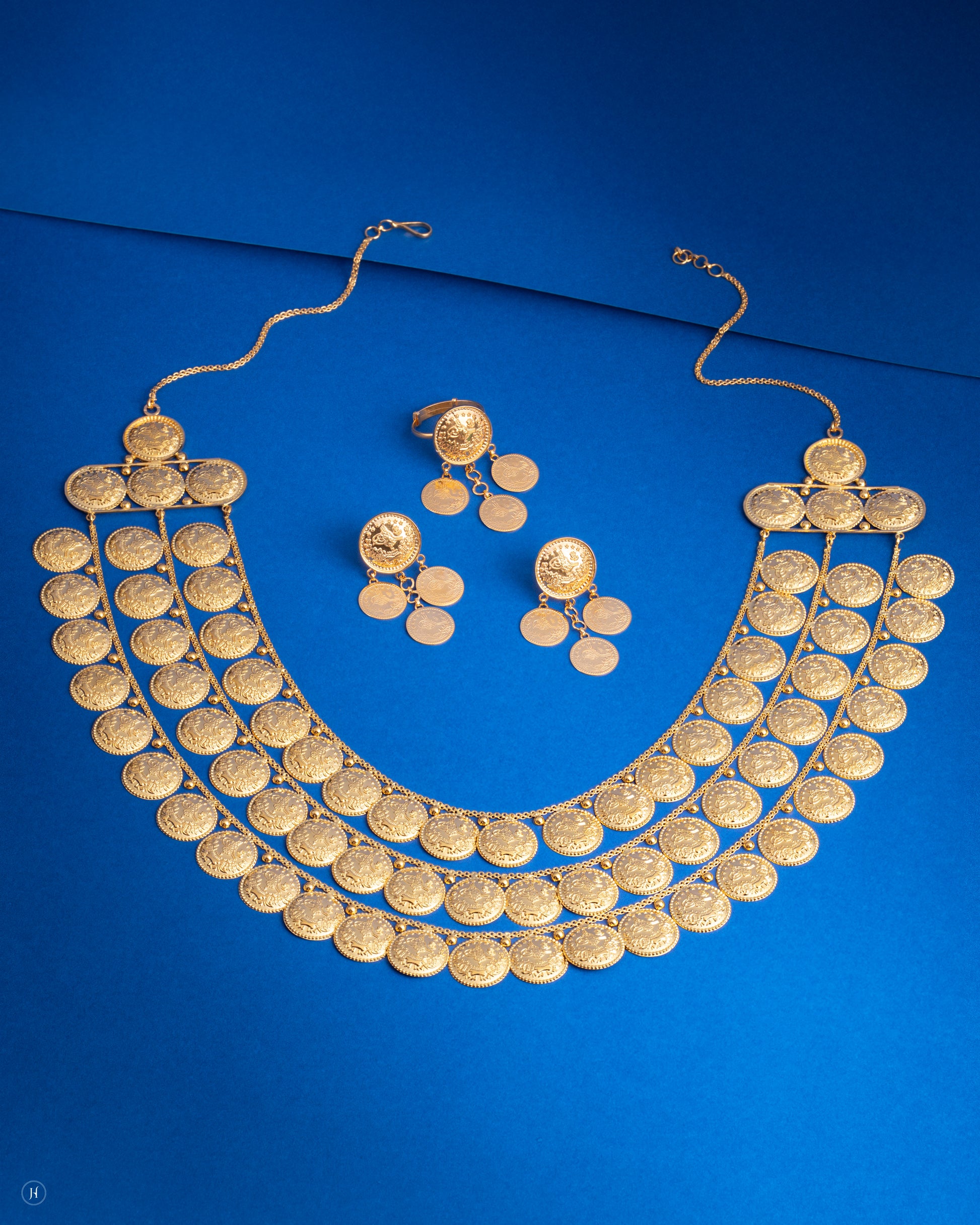 21Karat Yellow Gold Tri-Layer Lira Majestic Coin Necklace Set for Ladies | Online jewellery store in Ras Al-Khaimah | gold set price