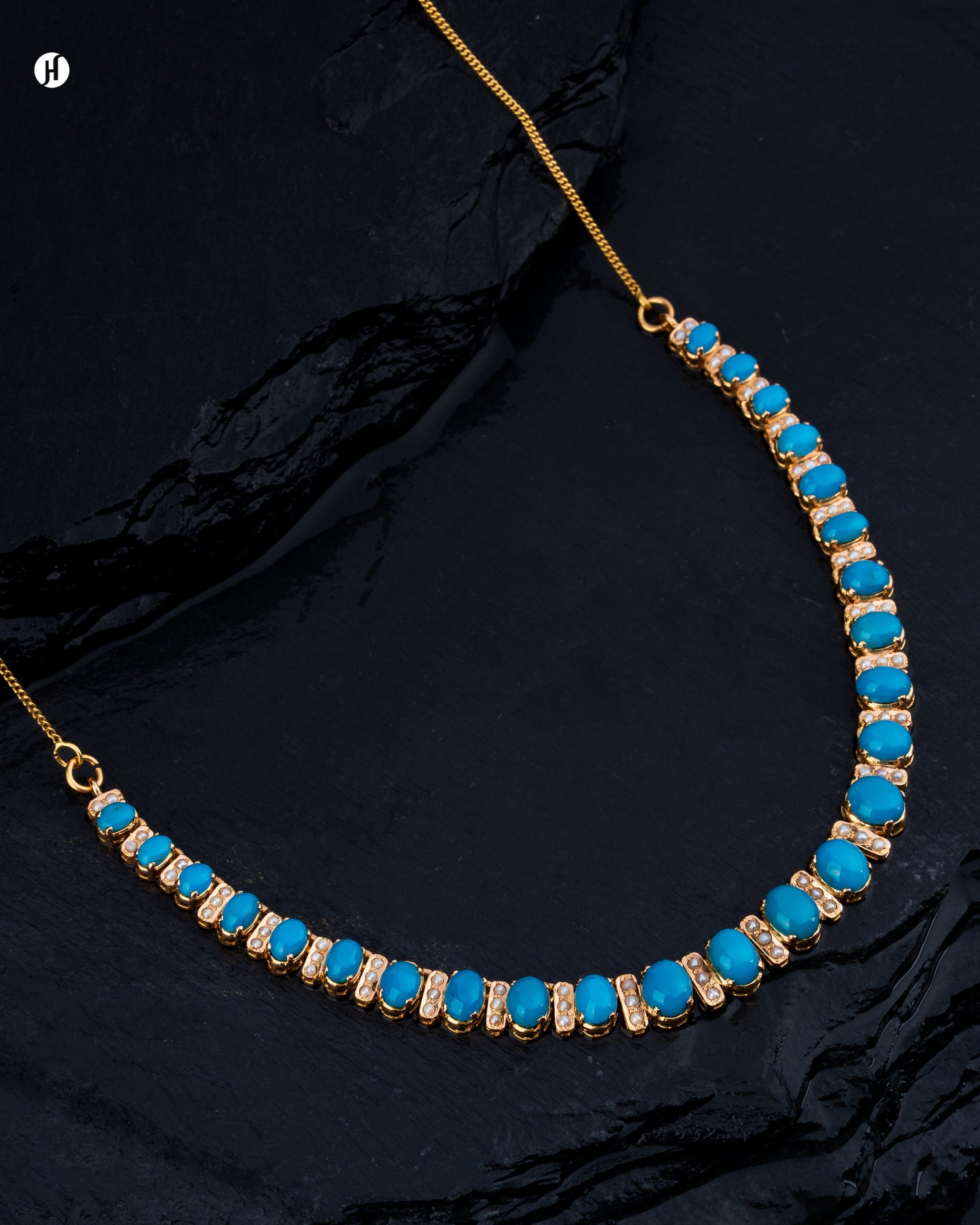 21Karat Yellow Gold Pakistani Turquoise Oval Gemstone Necklace for Ladies in Sharjah and Dubai. UAE.
