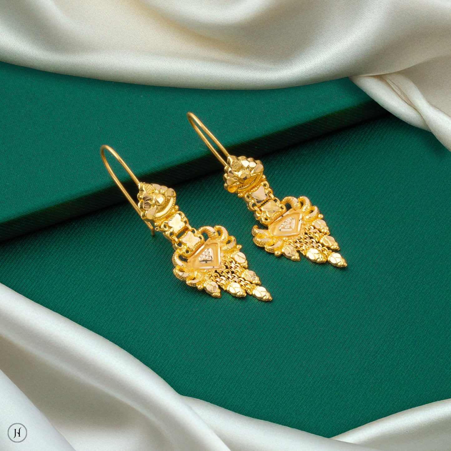 22K Yellow Gold Majestic Floral Earrings for women in UAE | bridal wear
