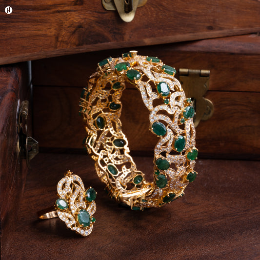 22K Yellow Gold Pakistani Emerald Gemstone Floral Bangle and Ring for ladies in UAE