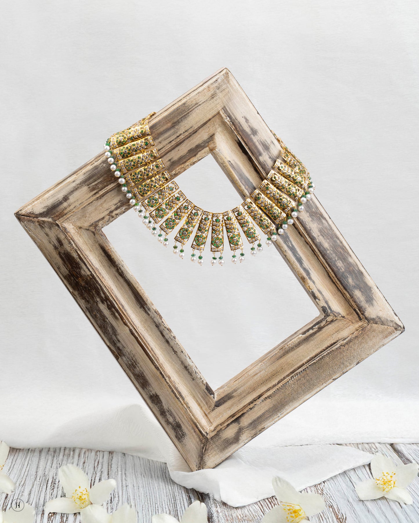 22K Yellow Gold Pakistani Emerald Pearl Cascade Choker
