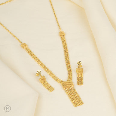 22K Yellow Gold Emirati Waterfall Necklace Set