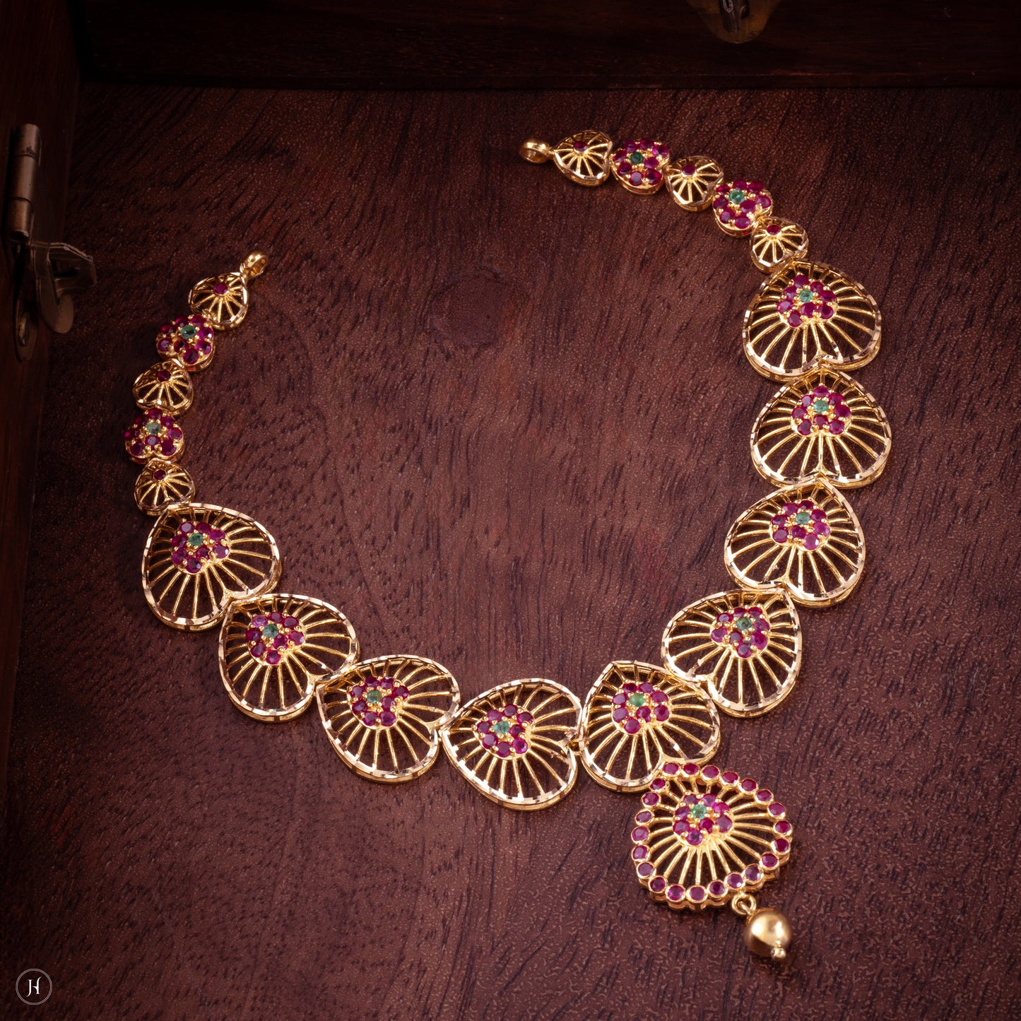 22karat Bridal gemstone necklace set for ladies
