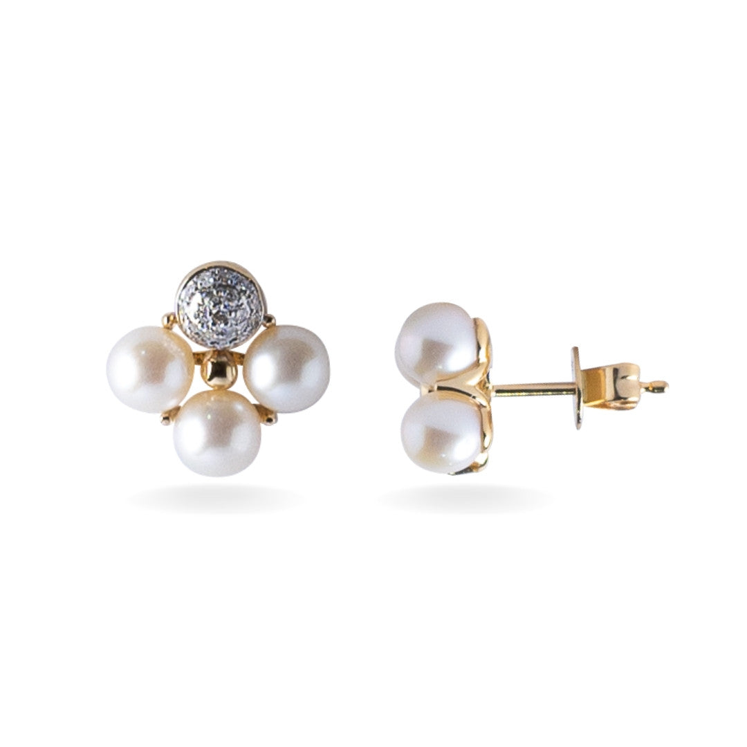 18K Yellow Gold Diamond Earrings pushback with Triple Ocean White Natural Pearls
Diamond Jewellery In Dubai
Yellow Gold Earrings
Diamond Gift For Mother
Diamond Gift For Wife
18K Diamond Earrings
18K Gold Earrings
