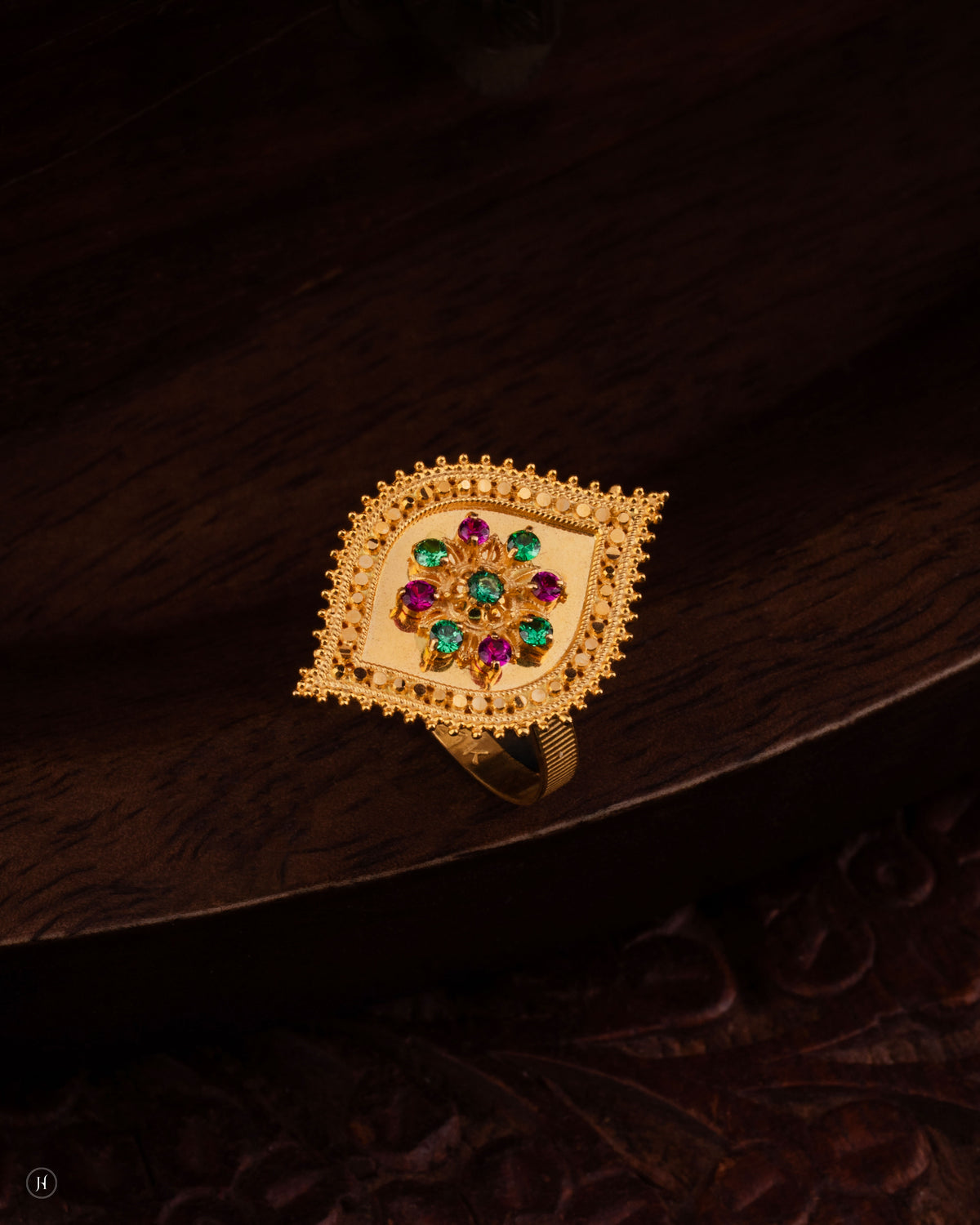 21K Yellow Gold Bahraini Ruby & Emerald Flower Ring