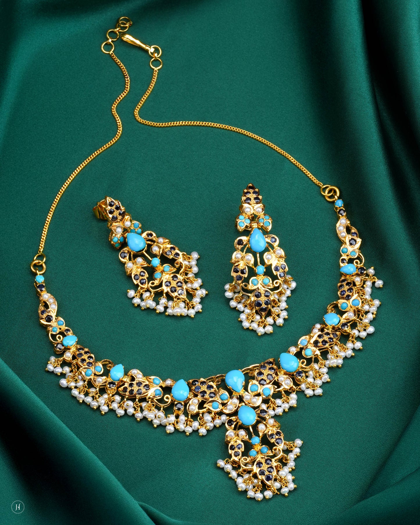 21K Yellow Gold Pakistani Turquoise & Pearl Floral Necklace Set