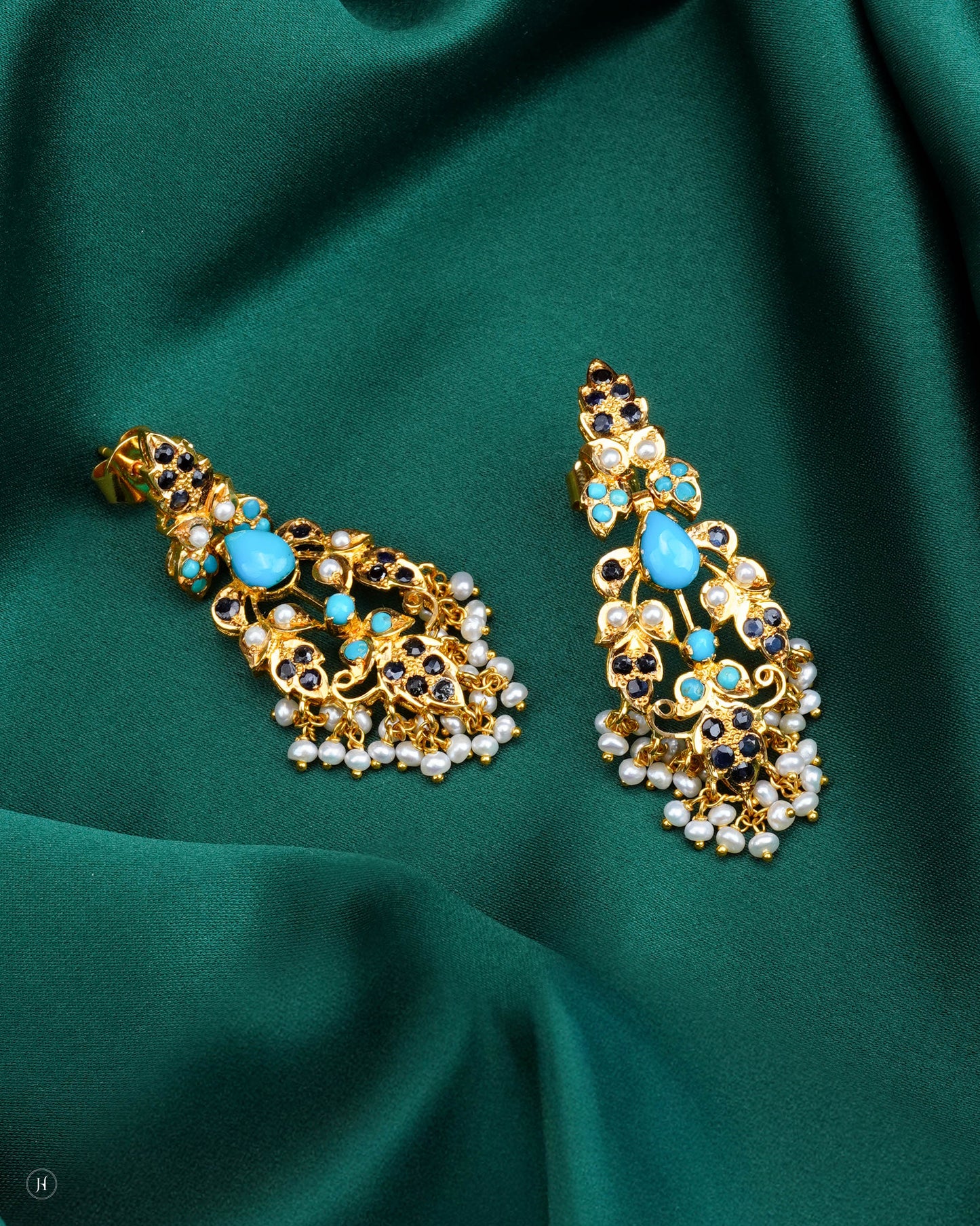 21K Yellow Gold Pakistani Turquoise & Pearl Floral Necklace Set