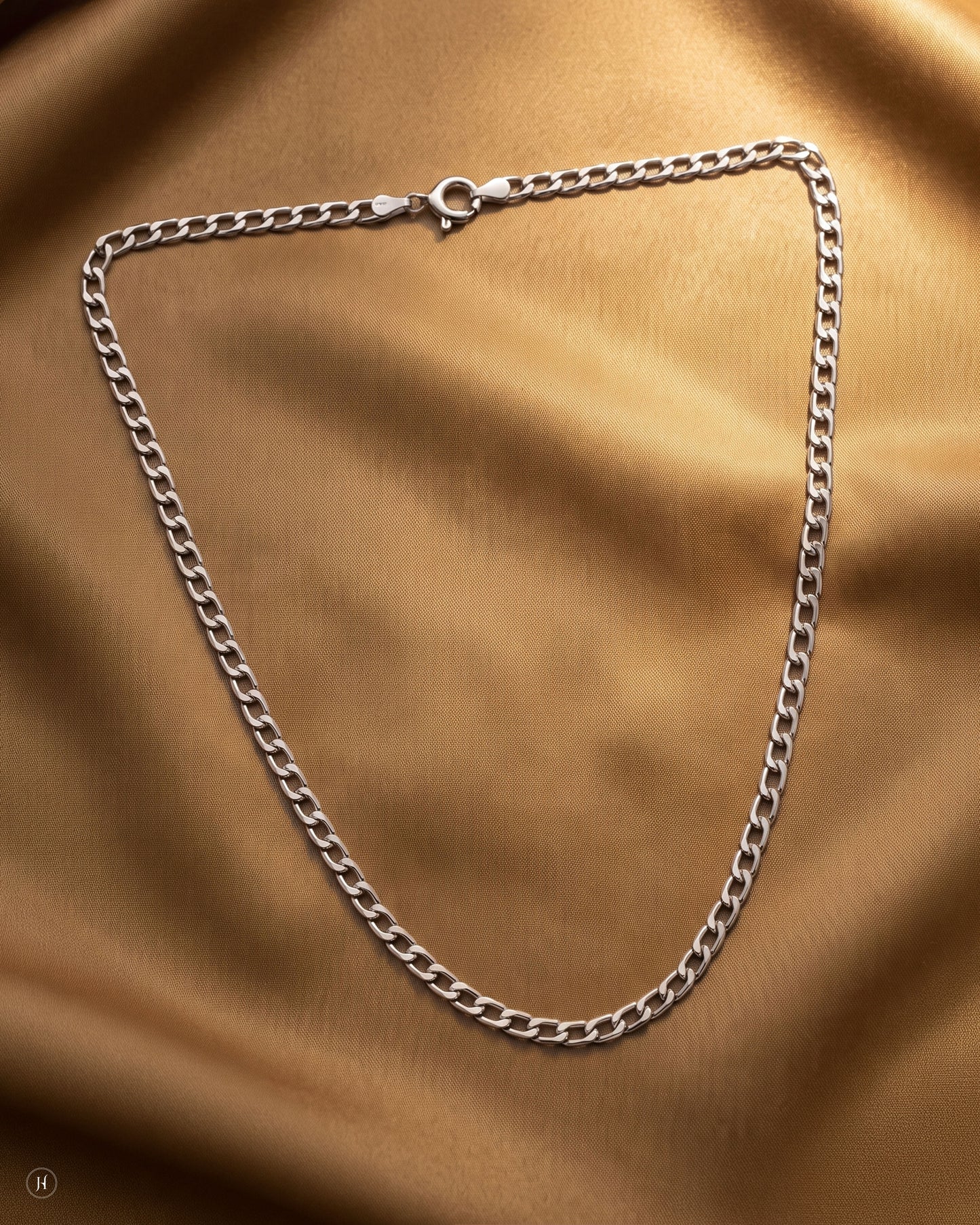 950 Platinum Diamond-Cut Curb Chain for Men and Women In Dubai | J.H by Priyansh Jewellery.