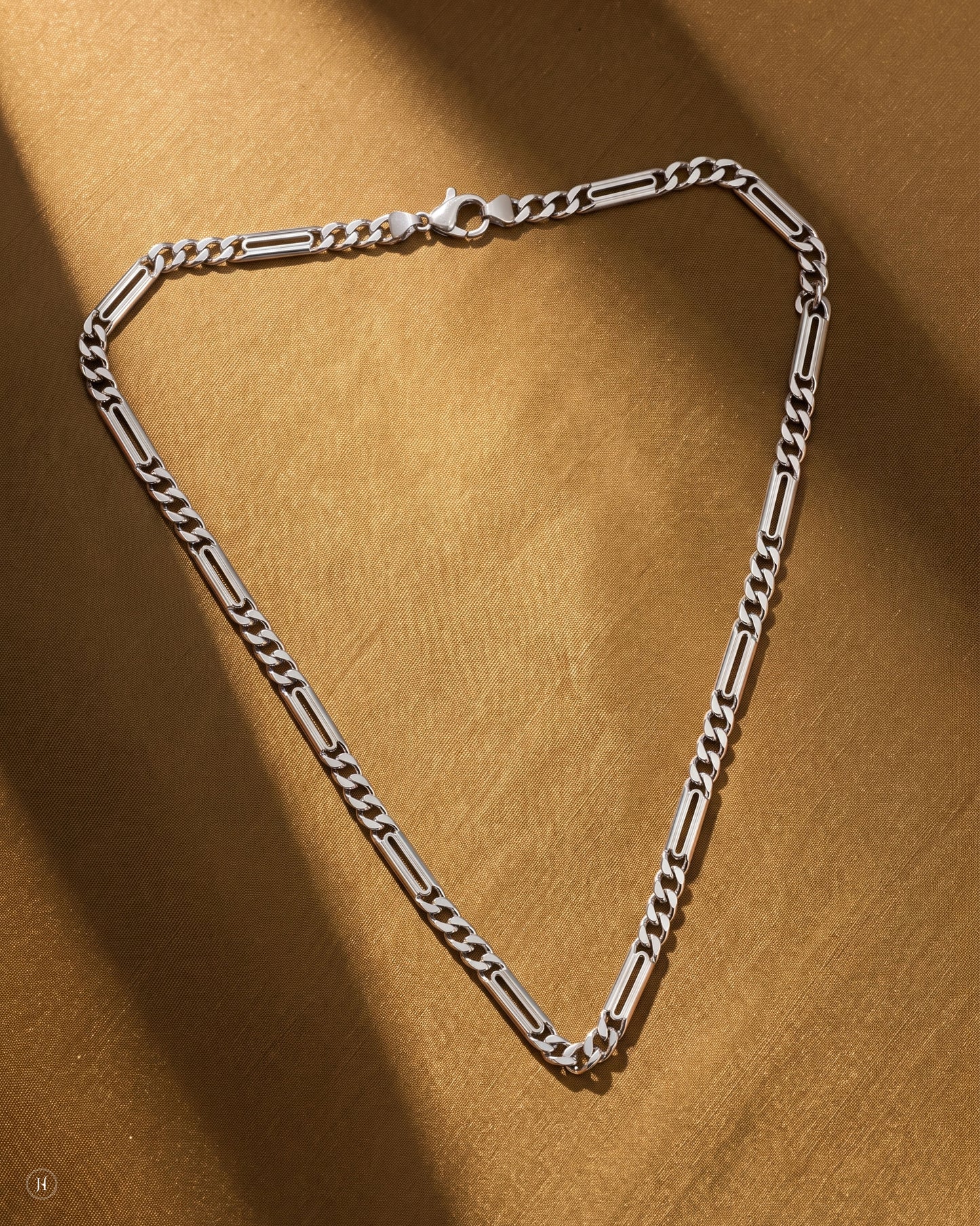 950 Platinum Figaro-Link Chain