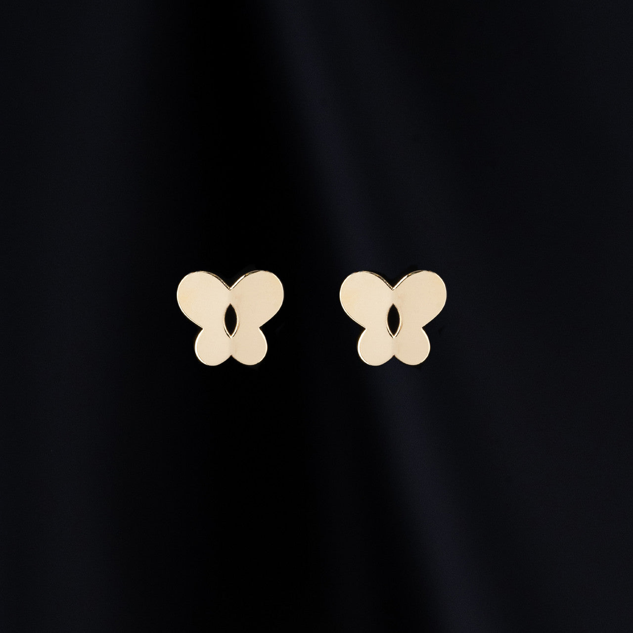 18K Yellow Gold Plain Butterfly Baby Earrings
BABY JEWELLERY DUBAI
GOLD BABY JEWELLERY SET
SHARJAH GOLD SOUQ
GOLD GIFT FOR BABY GIRL