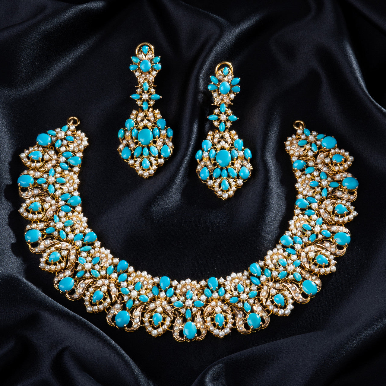 21K Yellow Gold Pakistani Choker Necklace Set
21K GOLD JEWELLERY IN DUBAI
21K GOLD NECKLACE SET
21K PAKISTANI NECKLACE SET
GOLD SET IN DUBAI
SHARJAH GOLD SOUQ
PAKISTANI PENDANT SET
FASHION WEAR NECKLACE
21K LIGHTWEIGHT GOLD NECKLACE