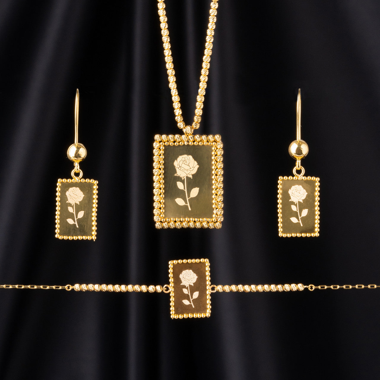 21K Yellow Gold Bahraini Necklace Set with Rose Flower Frame Engraving
FASHION WEAR NECKLACE
GOLD SET IN DUBAI
SHARJAH GOLD SOUQ
21K GOLD NECKLACE SET
FASHION WEAR NECKLACE
21K GOLD JEWELLERY IN DUBAI
21K GOLD NECKLACE SET
EVERYDAY NECKLACE