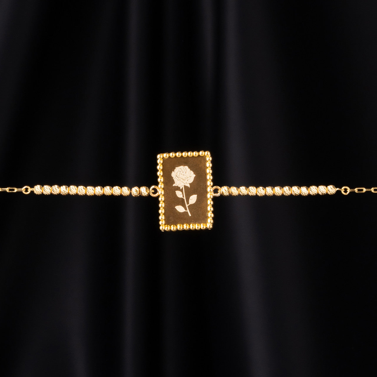 21K Yellow Gold Bahraini Bracelet with Rose Flower Frame Engraving
FASHION WEAR NECKLACE
GOLD SET IN DUBAI
SHARJAH GOLD SOUQ
21K GOLD NECKLACE SET
FASHION WEAR NECKLACE
21K GOLD JEWELLERY IN DUBAI
21K GOLD NECKLACE SET
EVERYDAY NECKLACE
