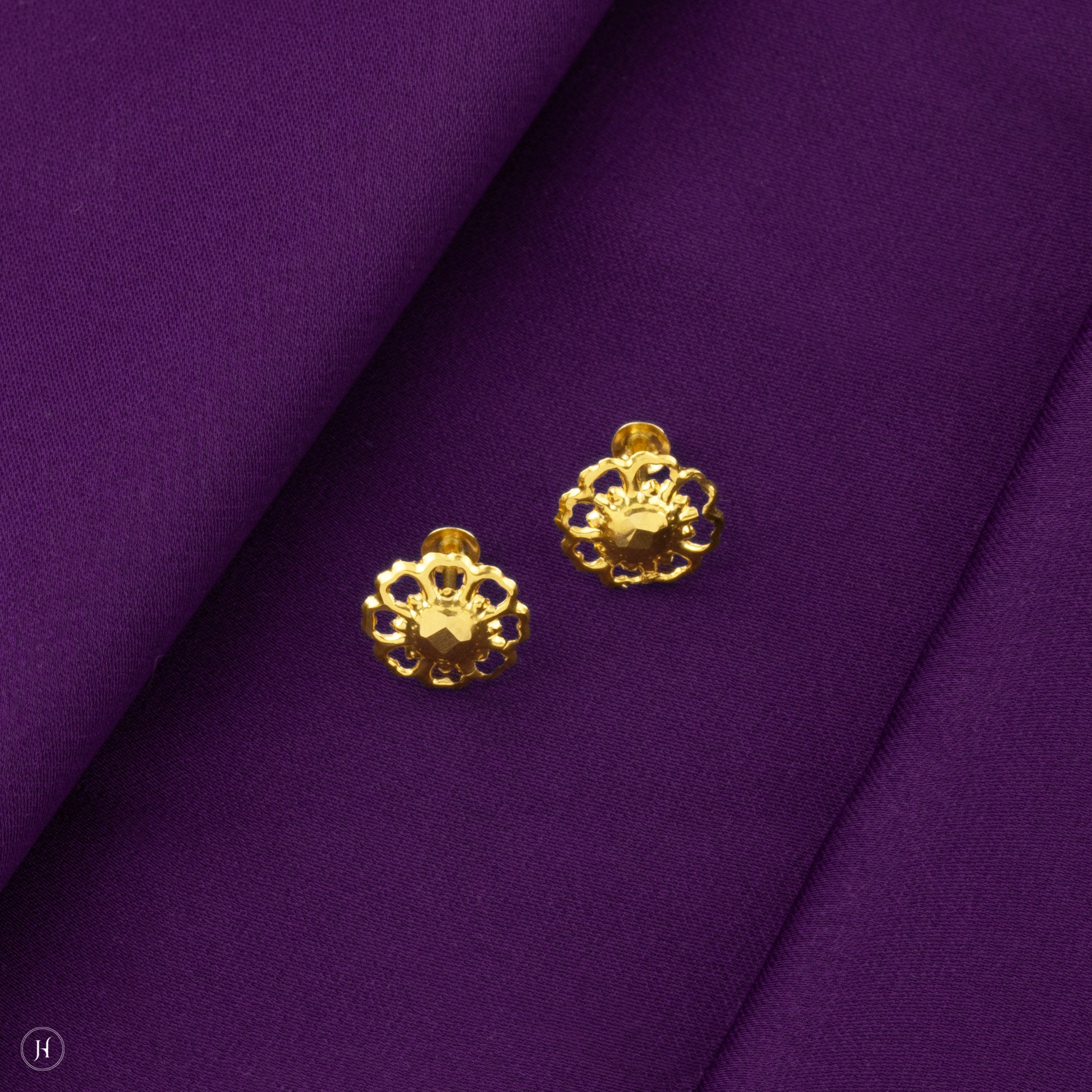 Elegant Baby Gift | 18K Gold Baby Open Flower Lightweight earring